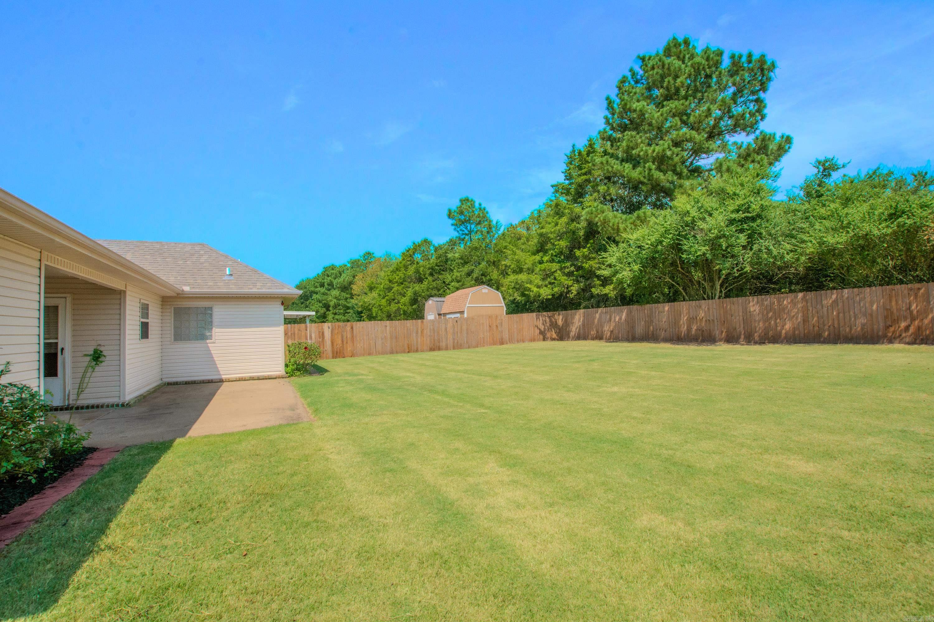 111 Lariat Dr