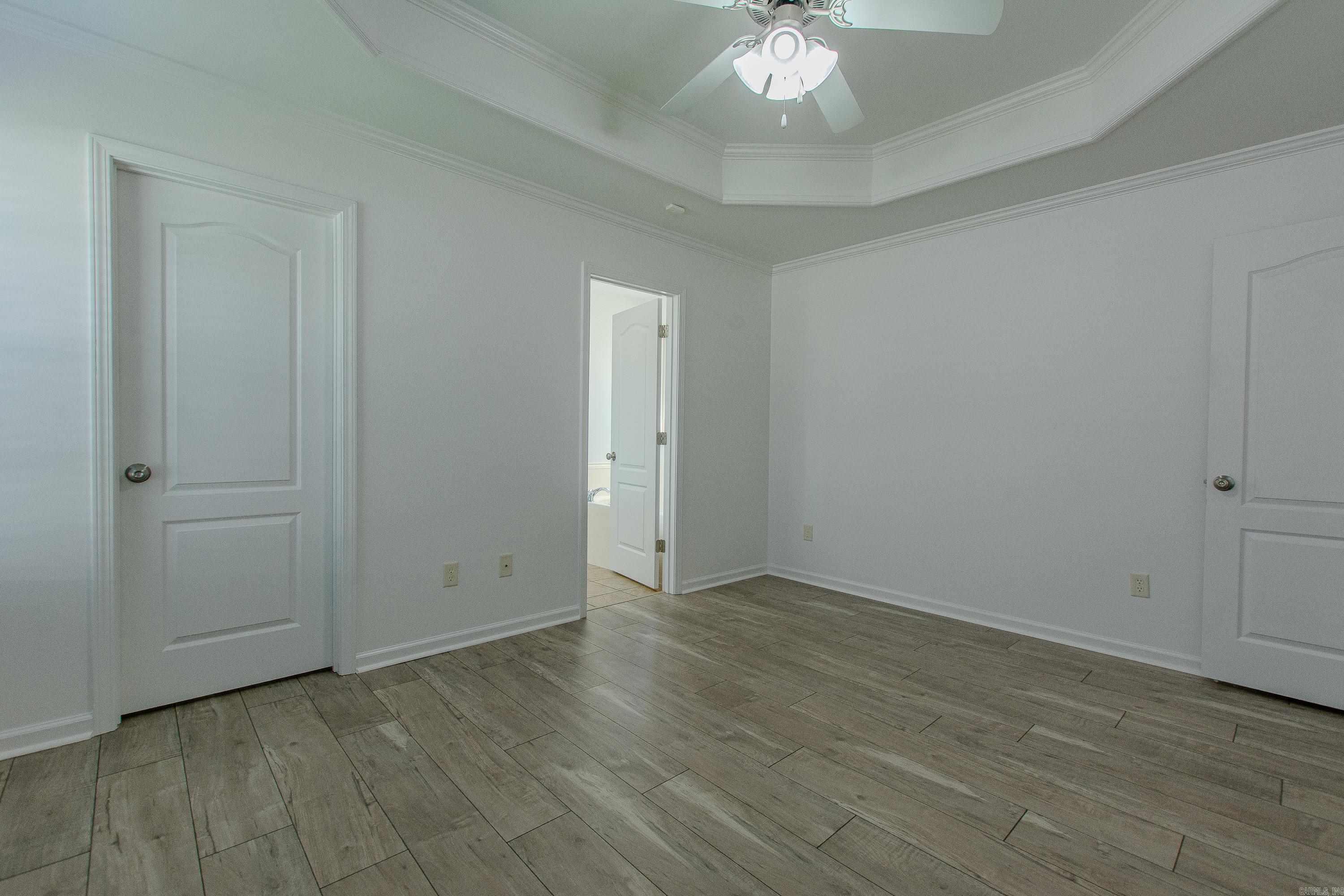 111 Lariat Dr