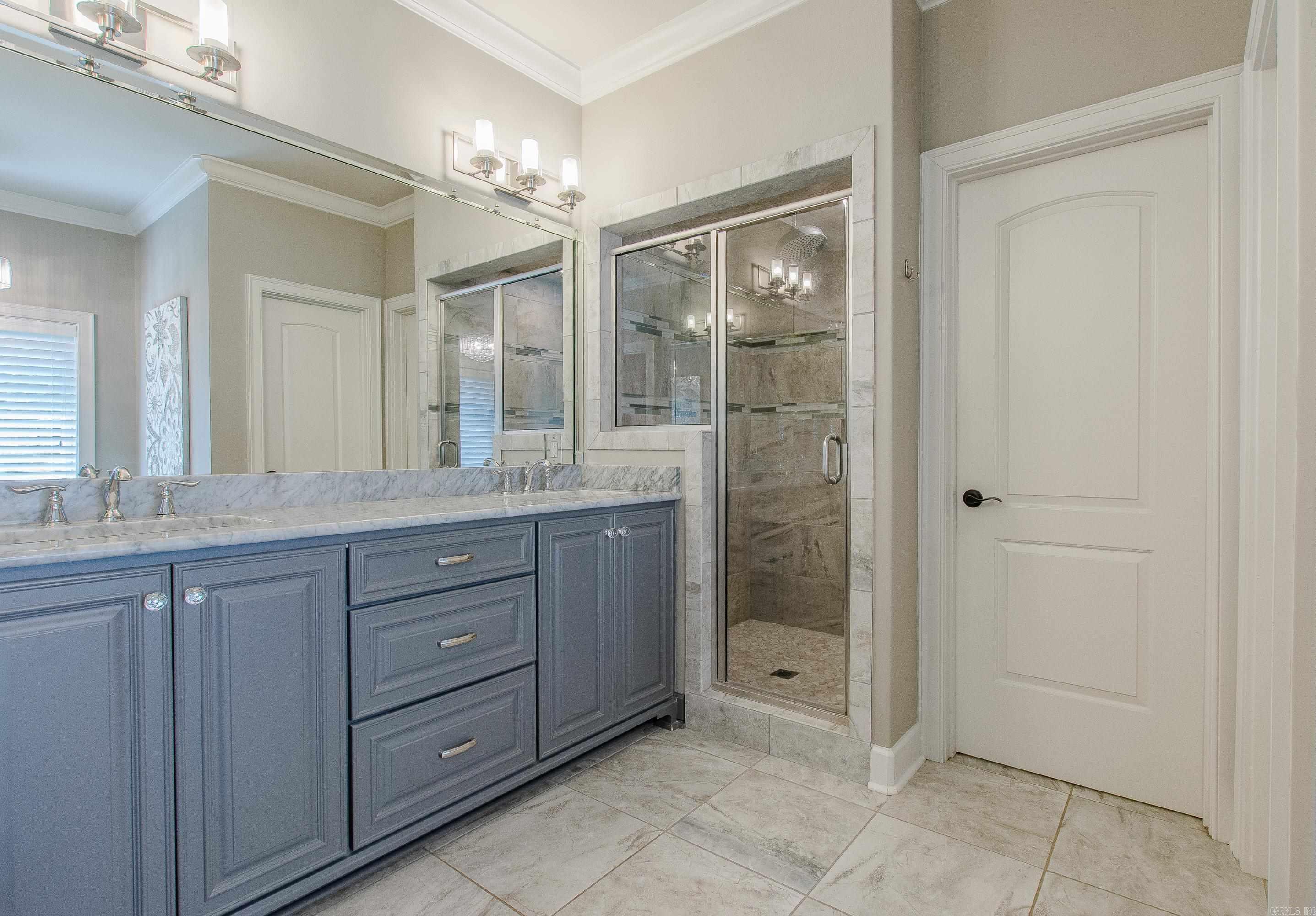 14800 Wild Oak Lane