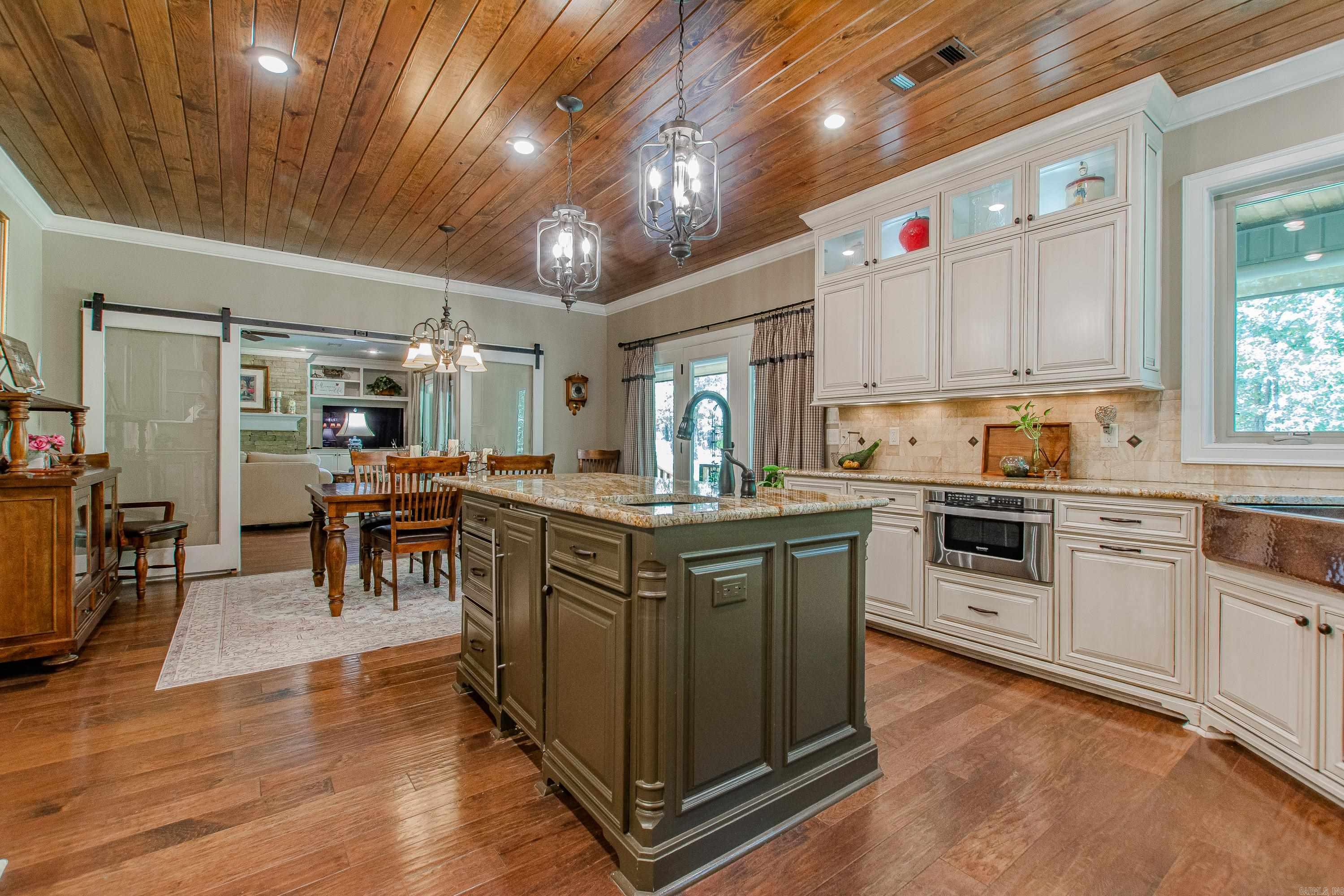 14800 Wild Oak Lane