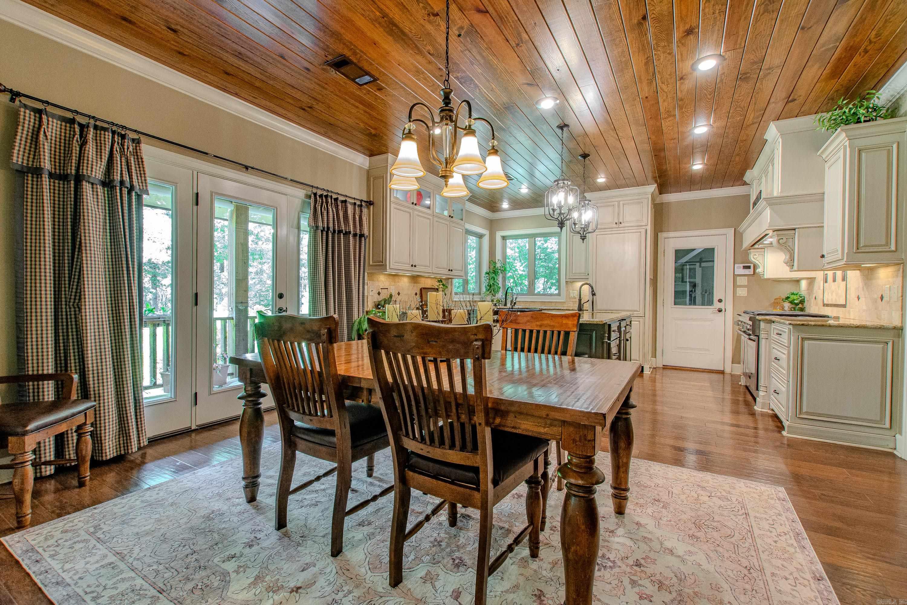 14800 Wild Oak Lane