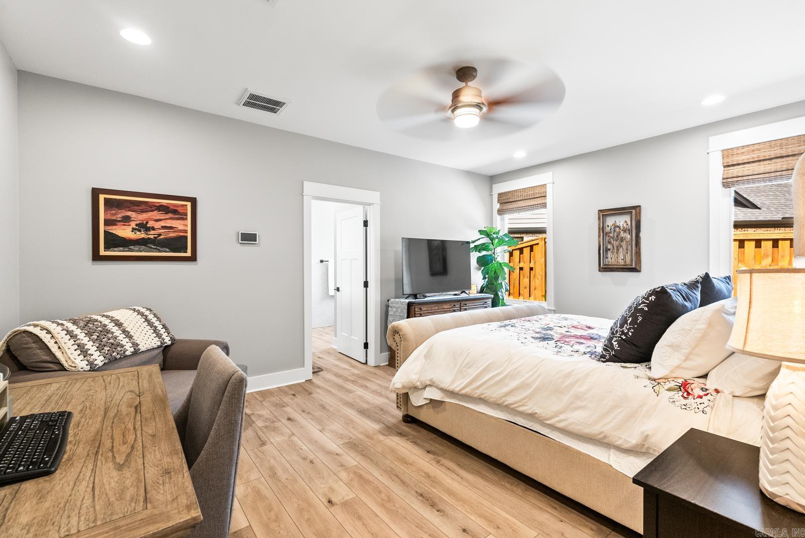 15 Tupelo Court
