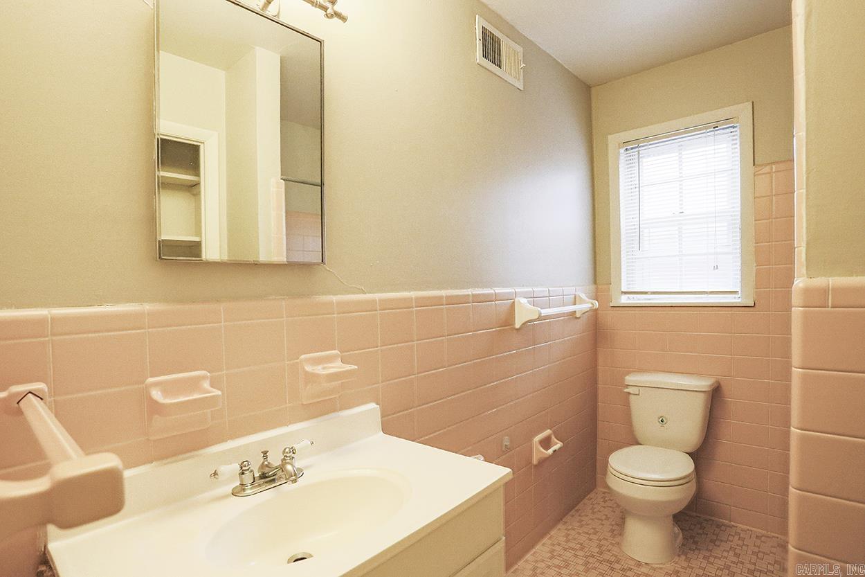 209 N Fillmore Street