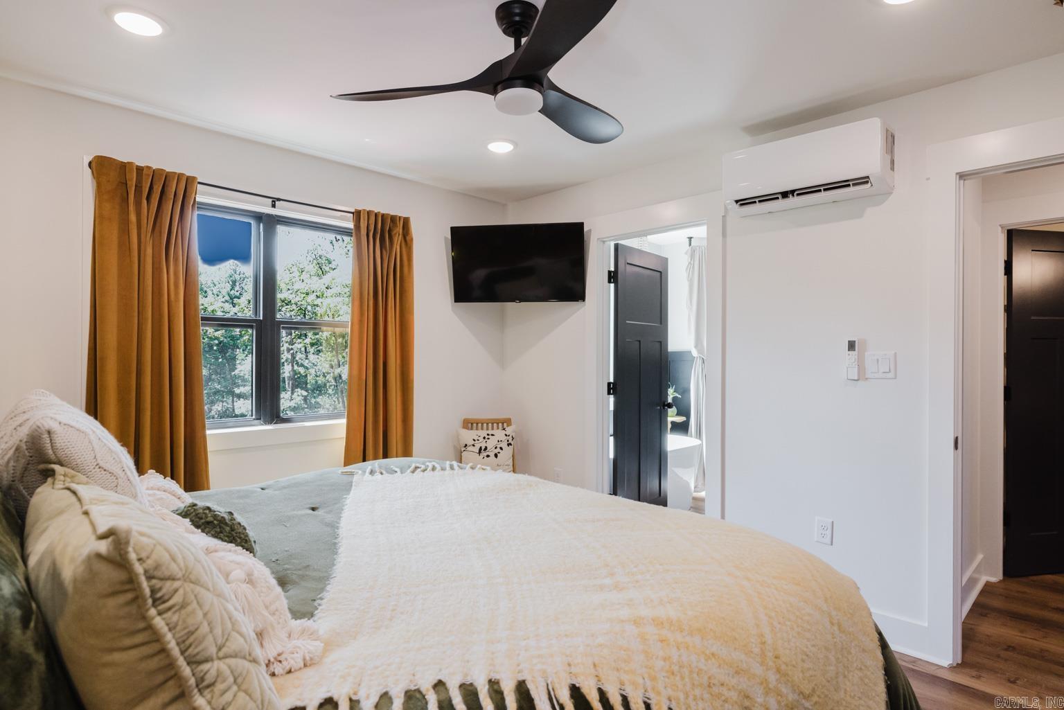 6 Mesilla Lane