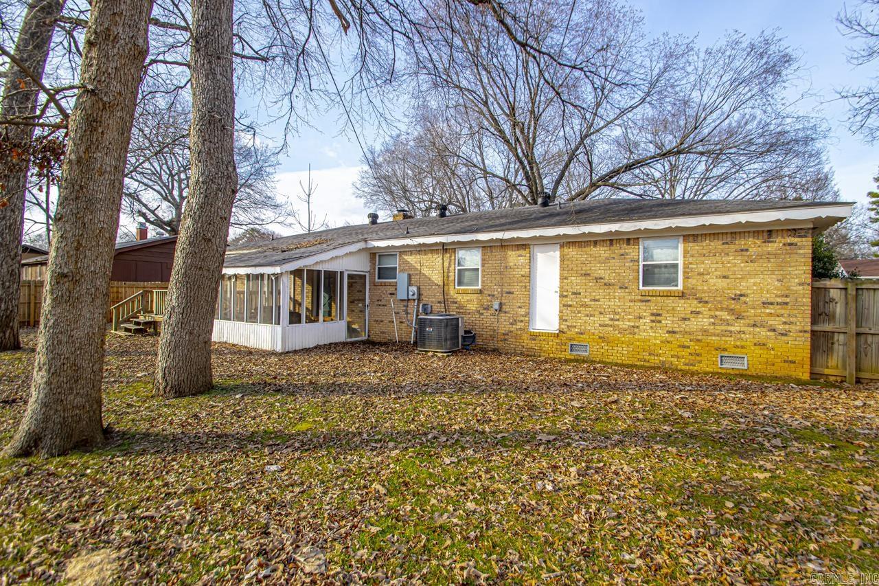 1035 Richard Street