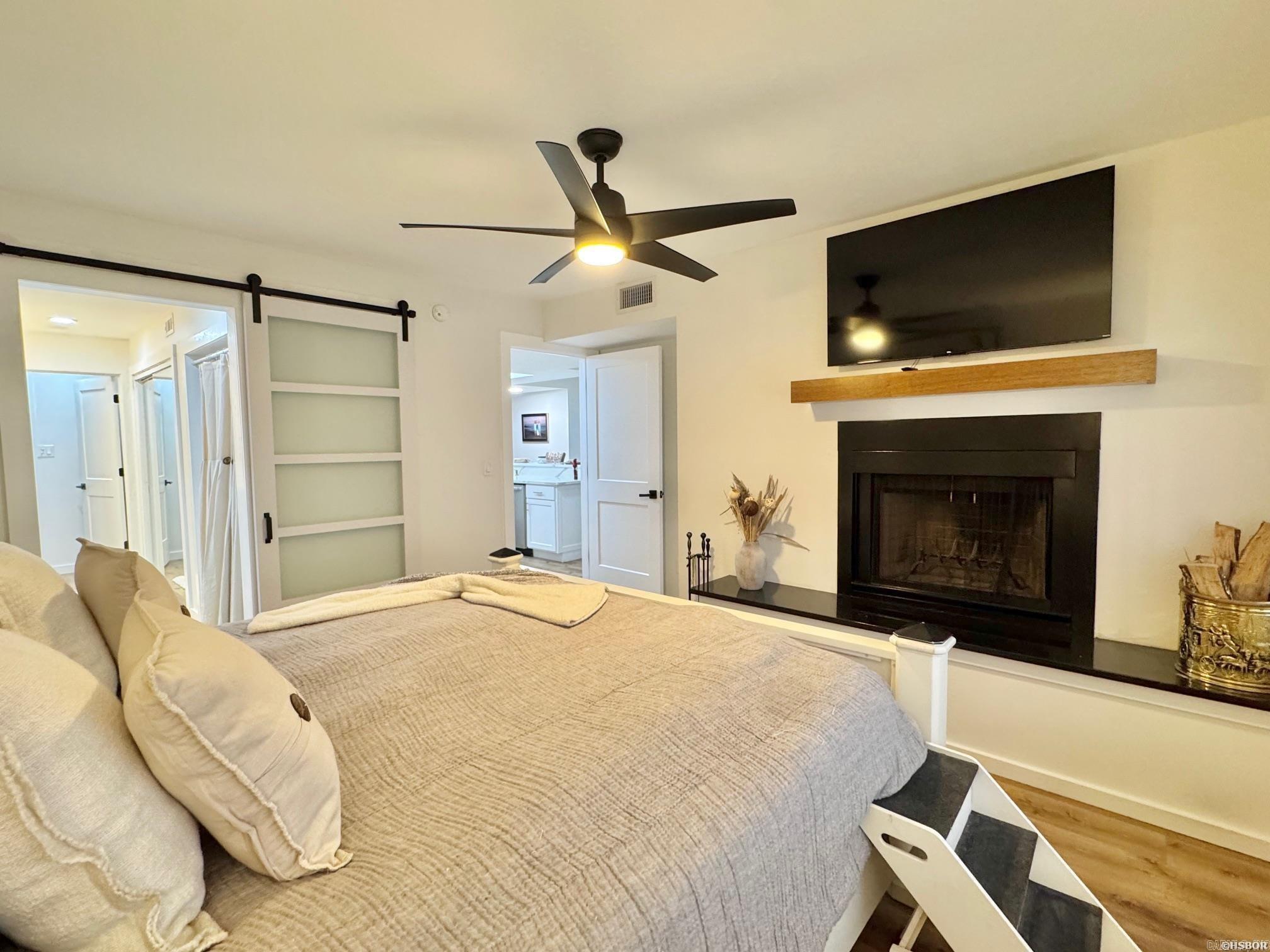 100 Bayou Point Unit: B-1