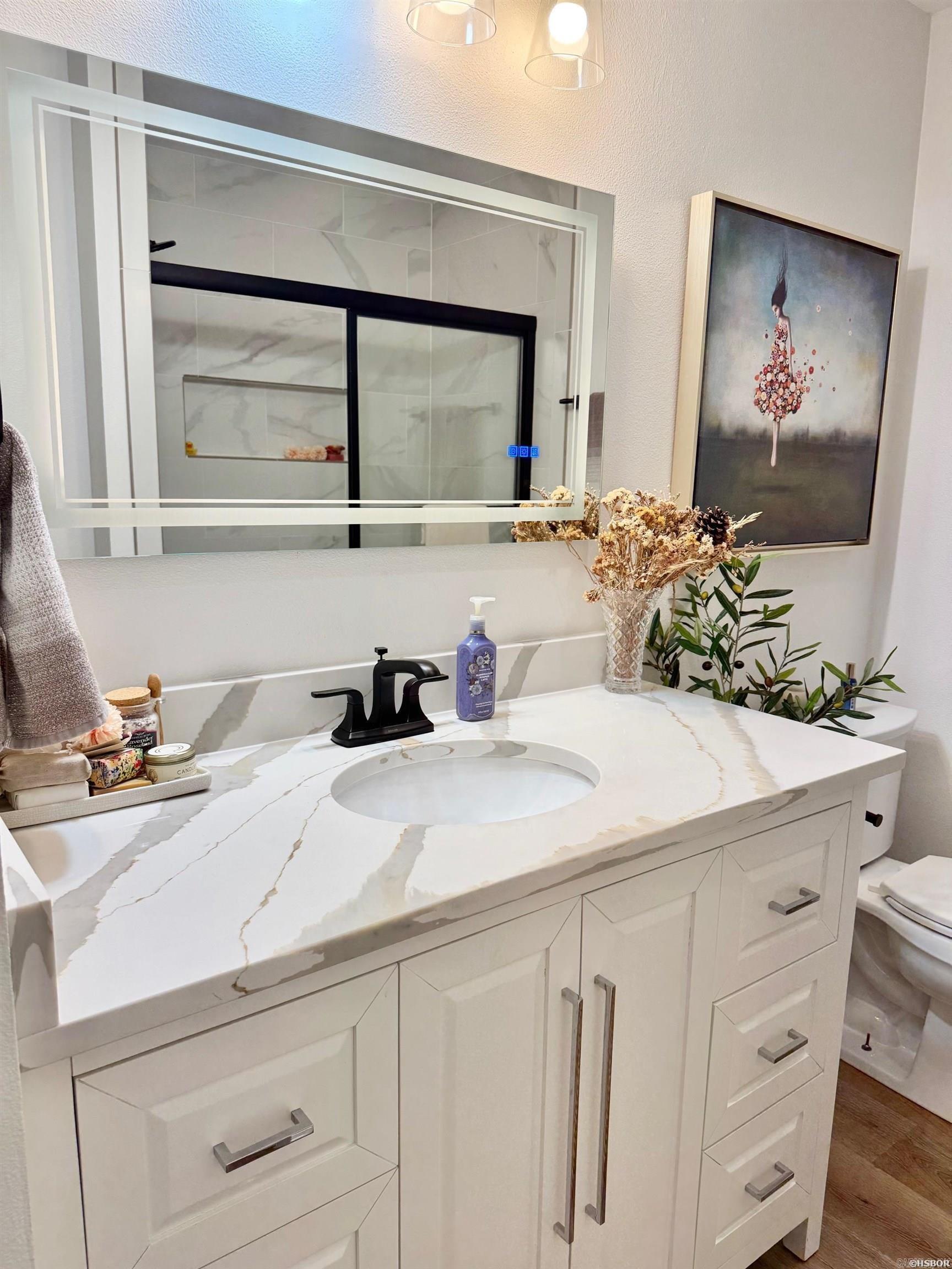 100 Bayou Point Unit: B-1