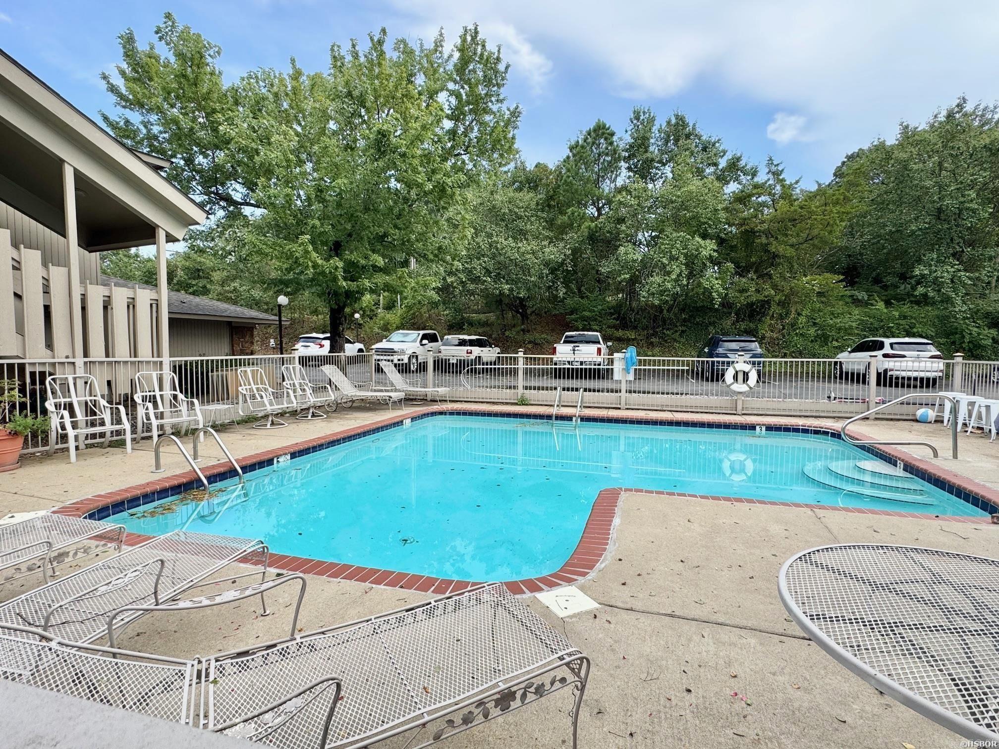 100 Bayou Point Unit: B-1