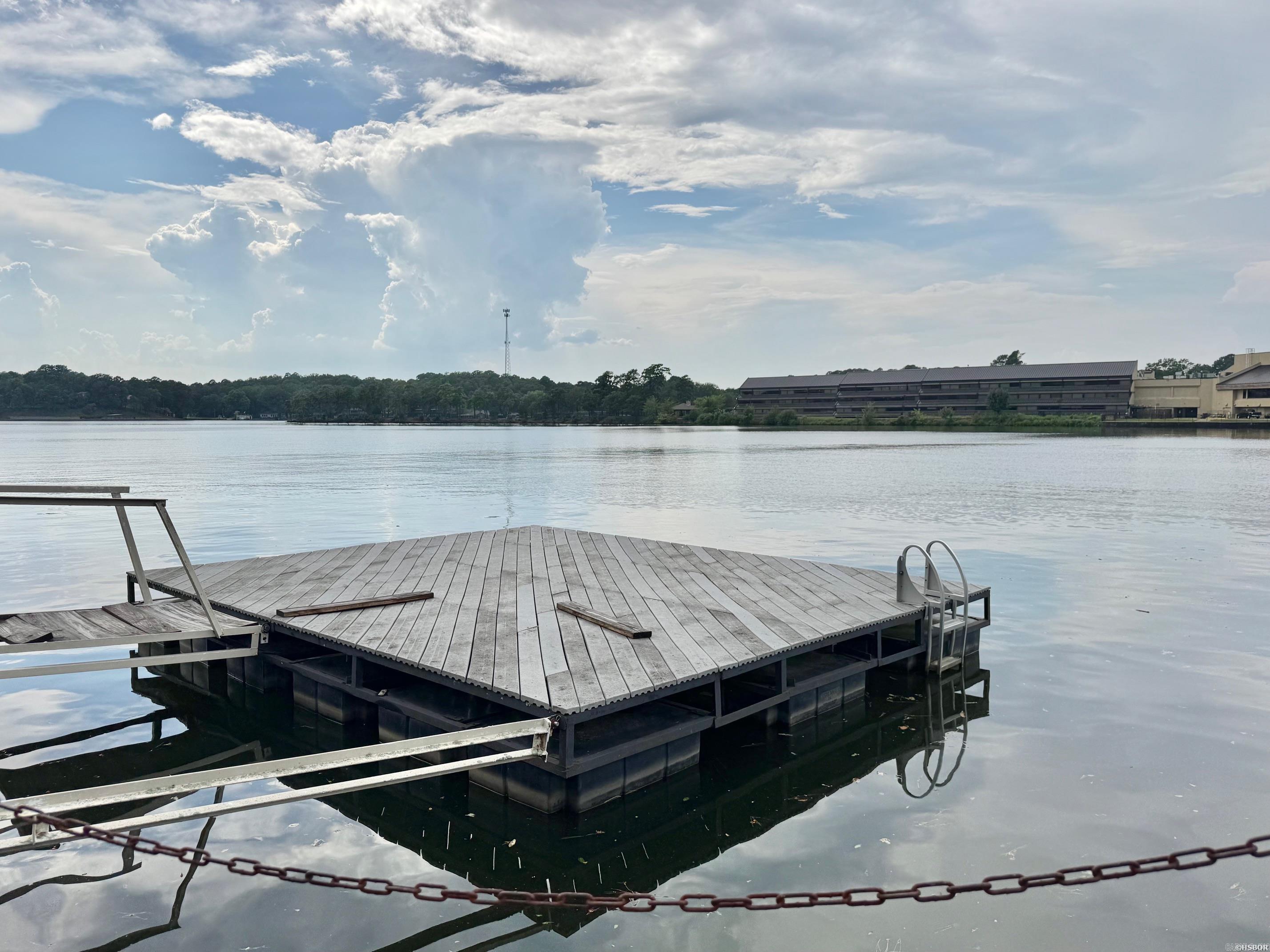 100 Bayou Point Unit: B-1