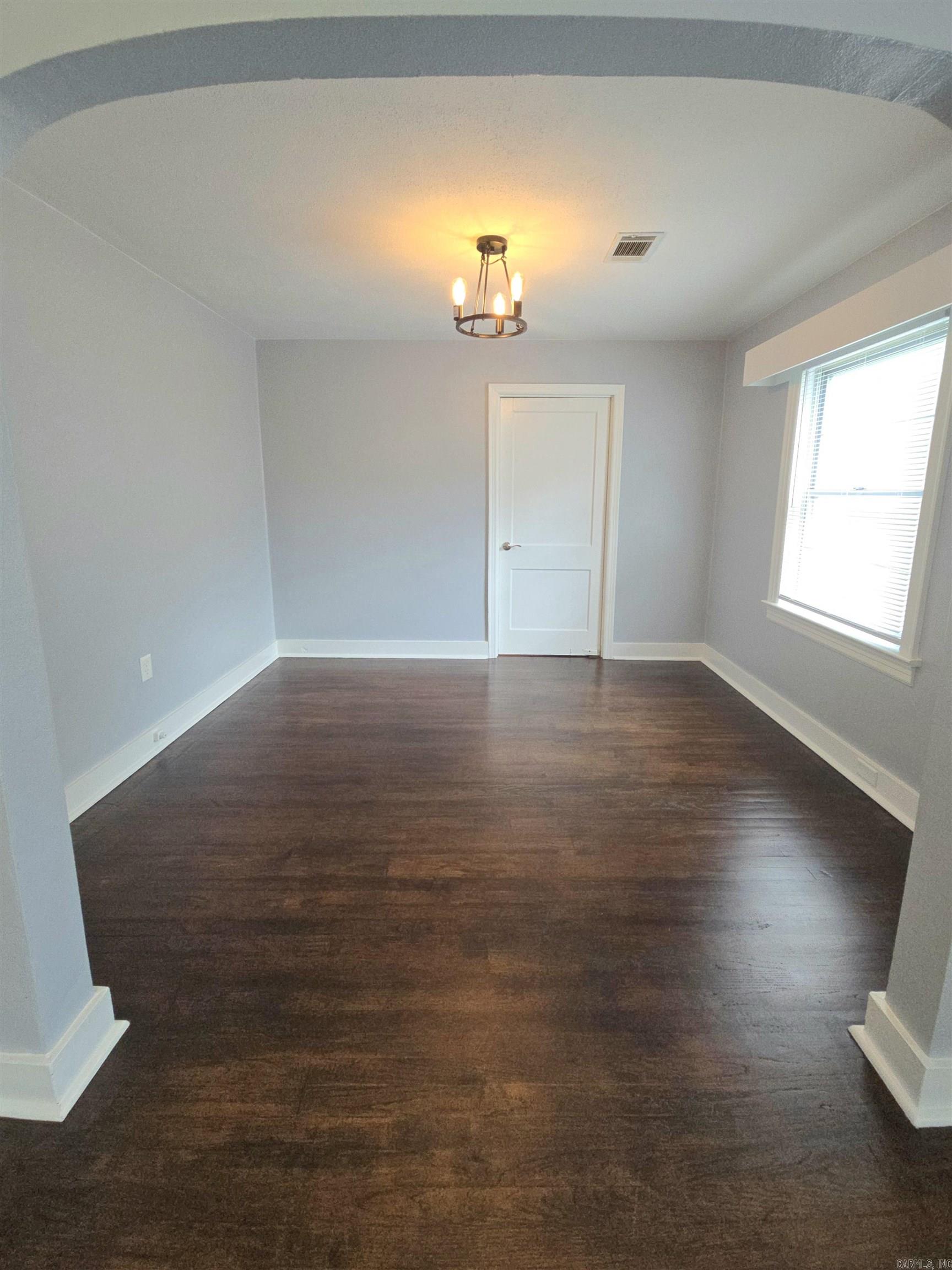 2019 W Short 17Th St