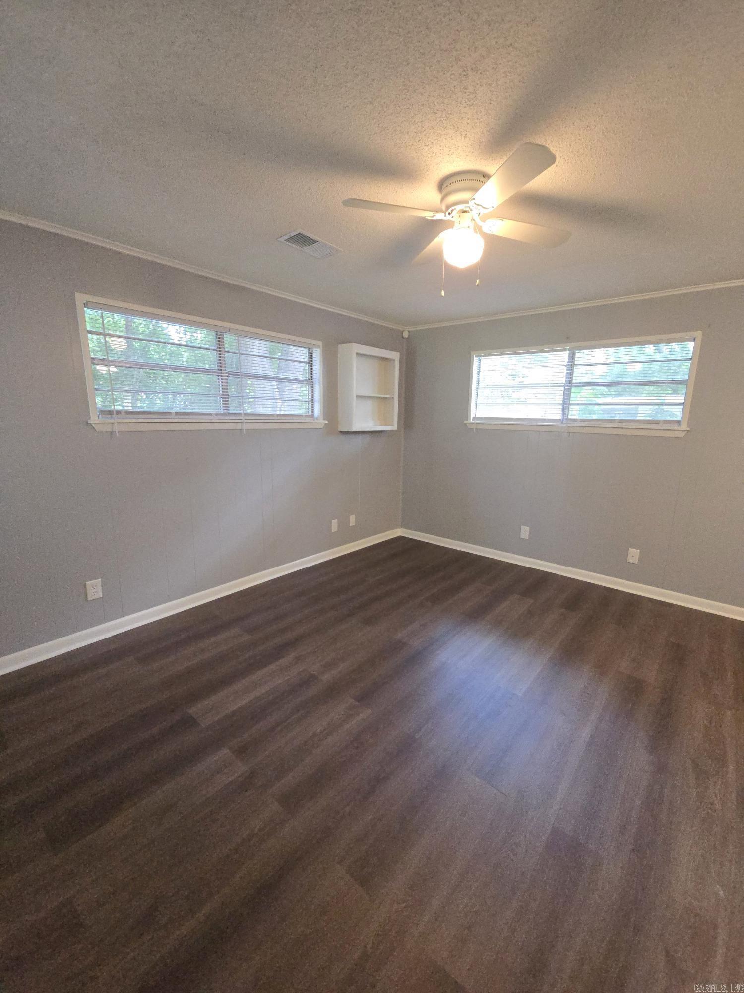 2019 W Short 17Th St