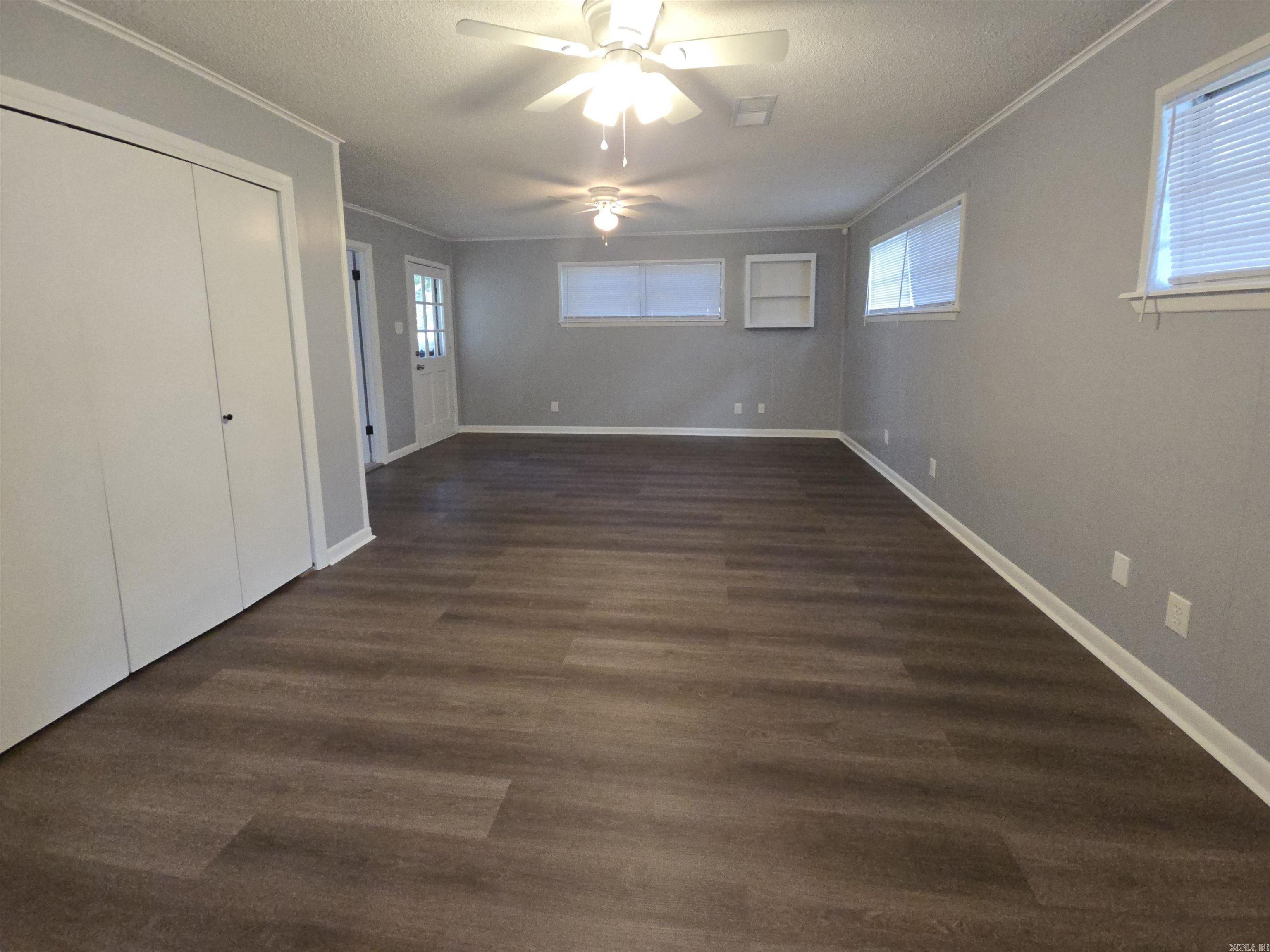 2019 W Short 17Th St