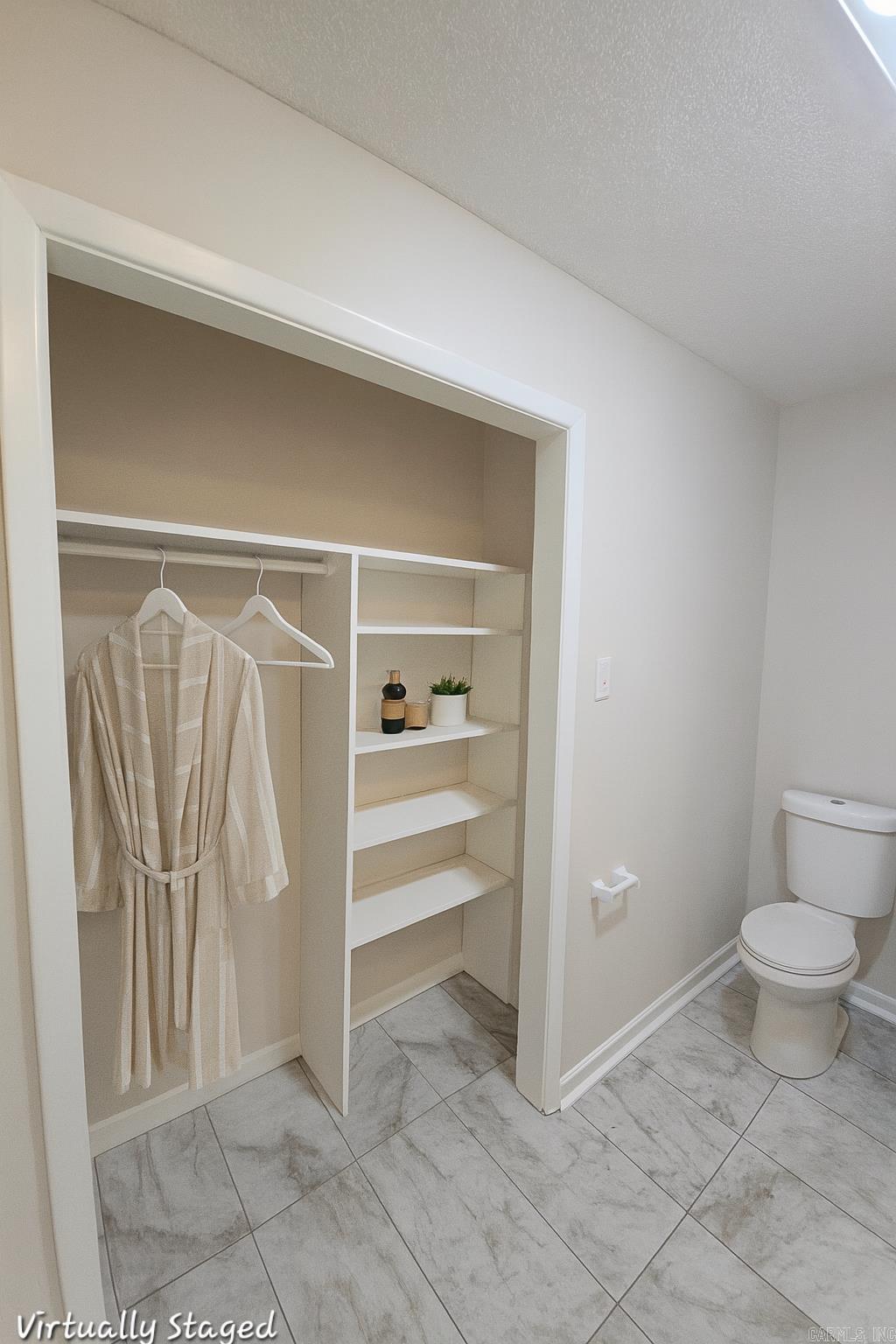 2019 W Short 17Th St