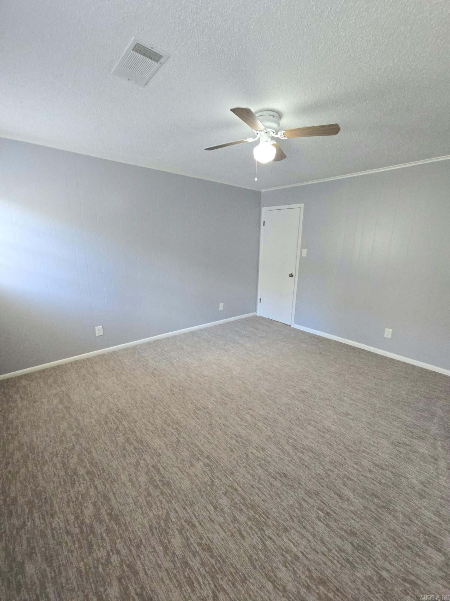 2019 W Short 17Th St