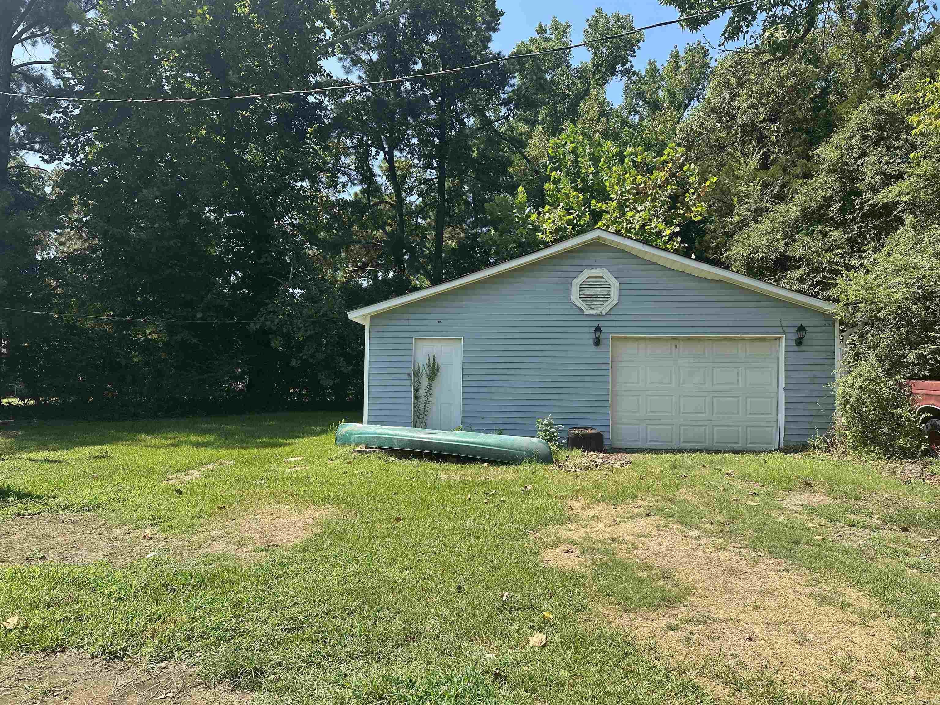 5901 Kelly Road
