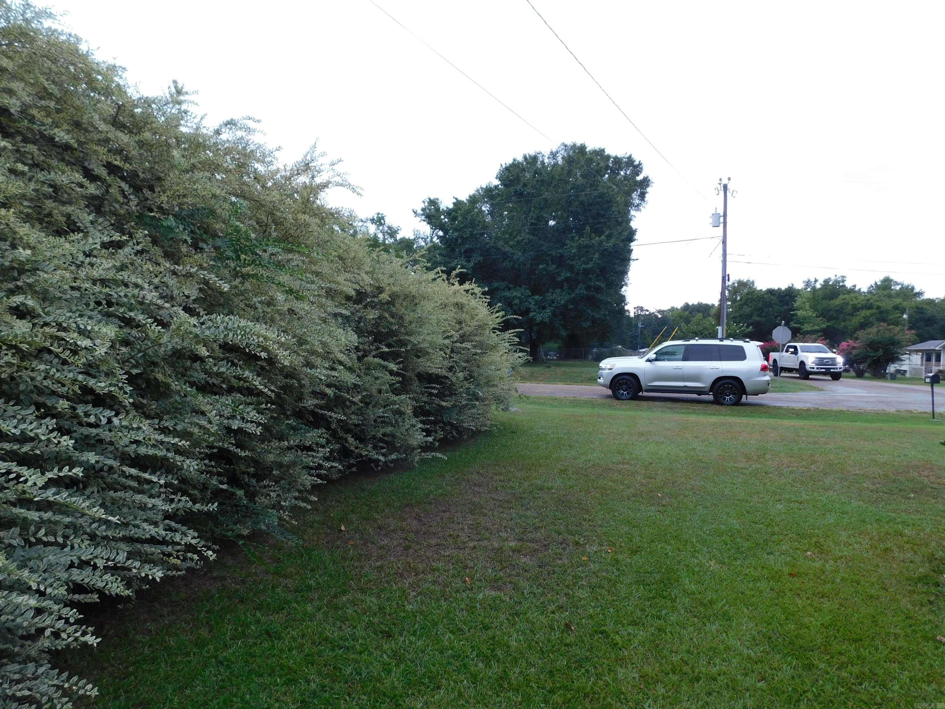 2702 Indian Hills Road