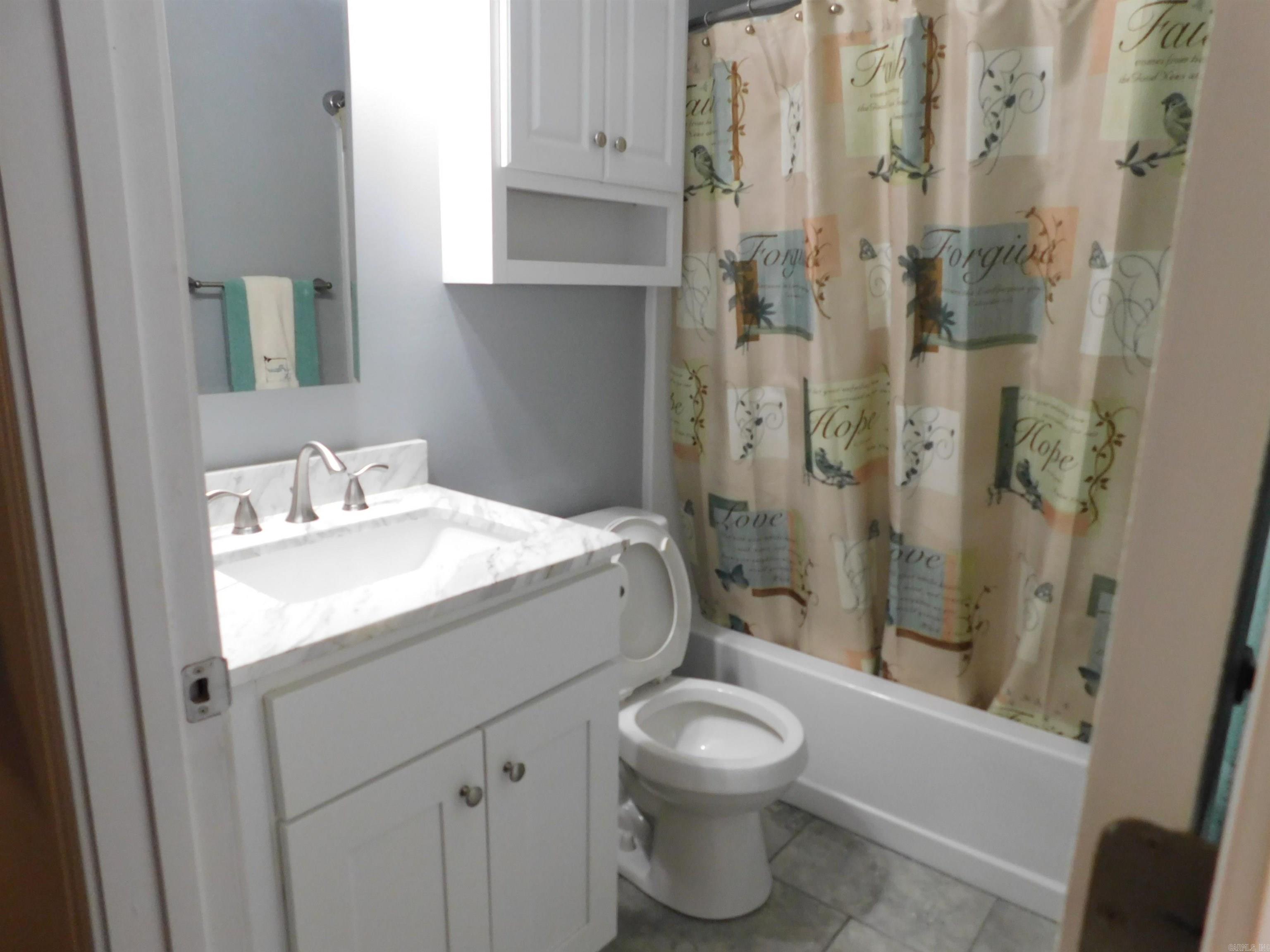 2702 Indian Hills Road