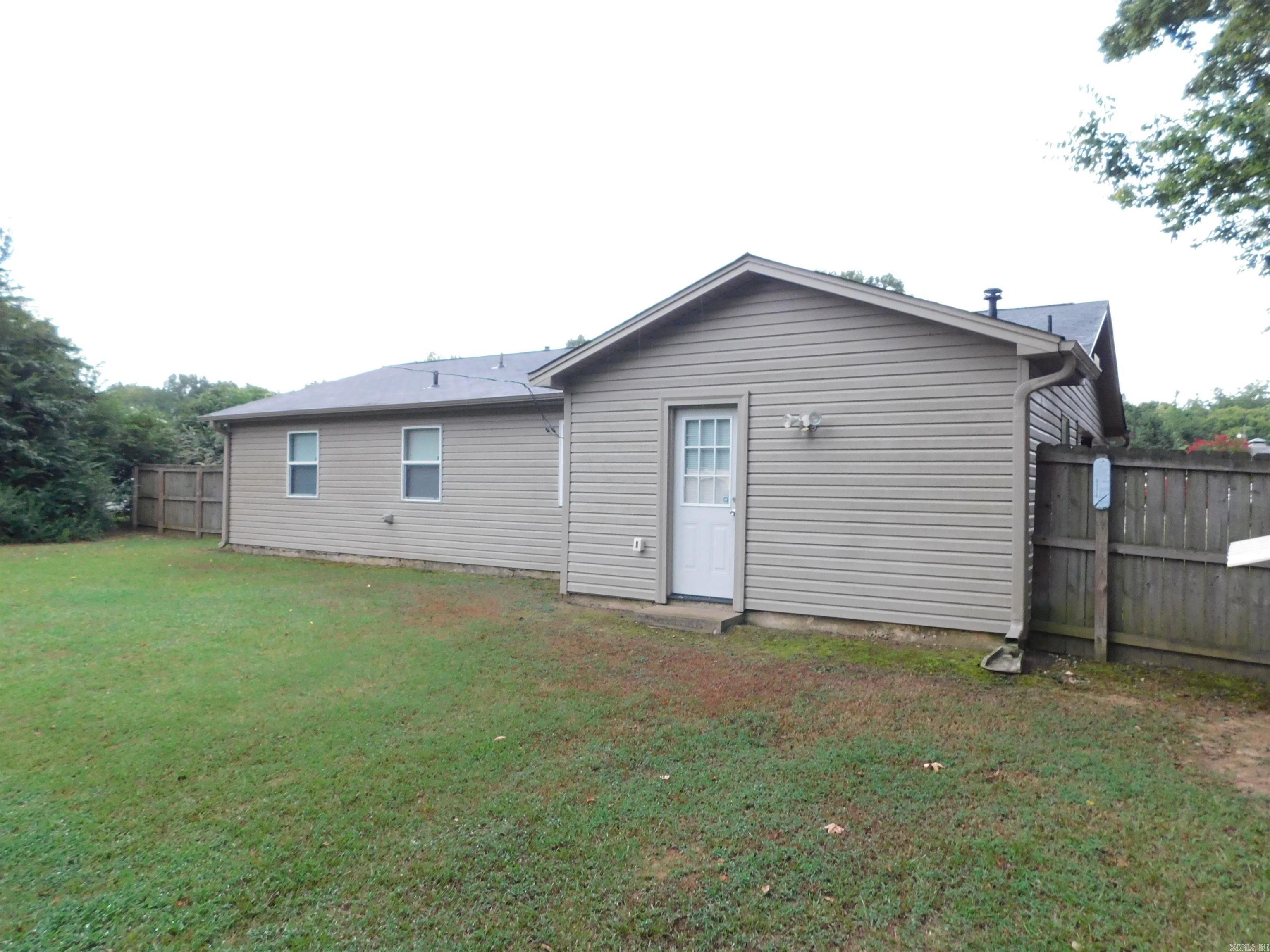 2702 Indian Hills Road