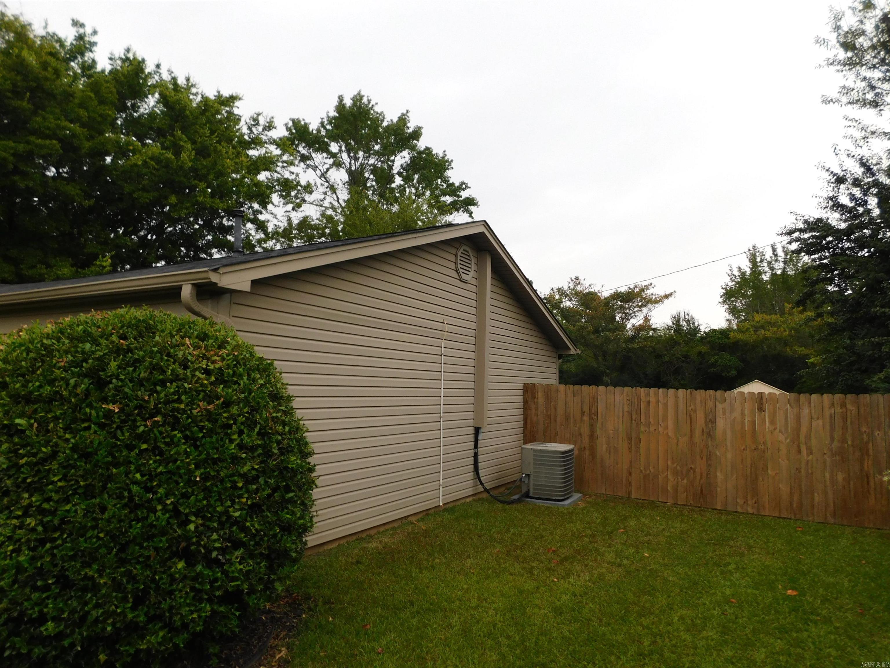 2702 Indian Hills Road