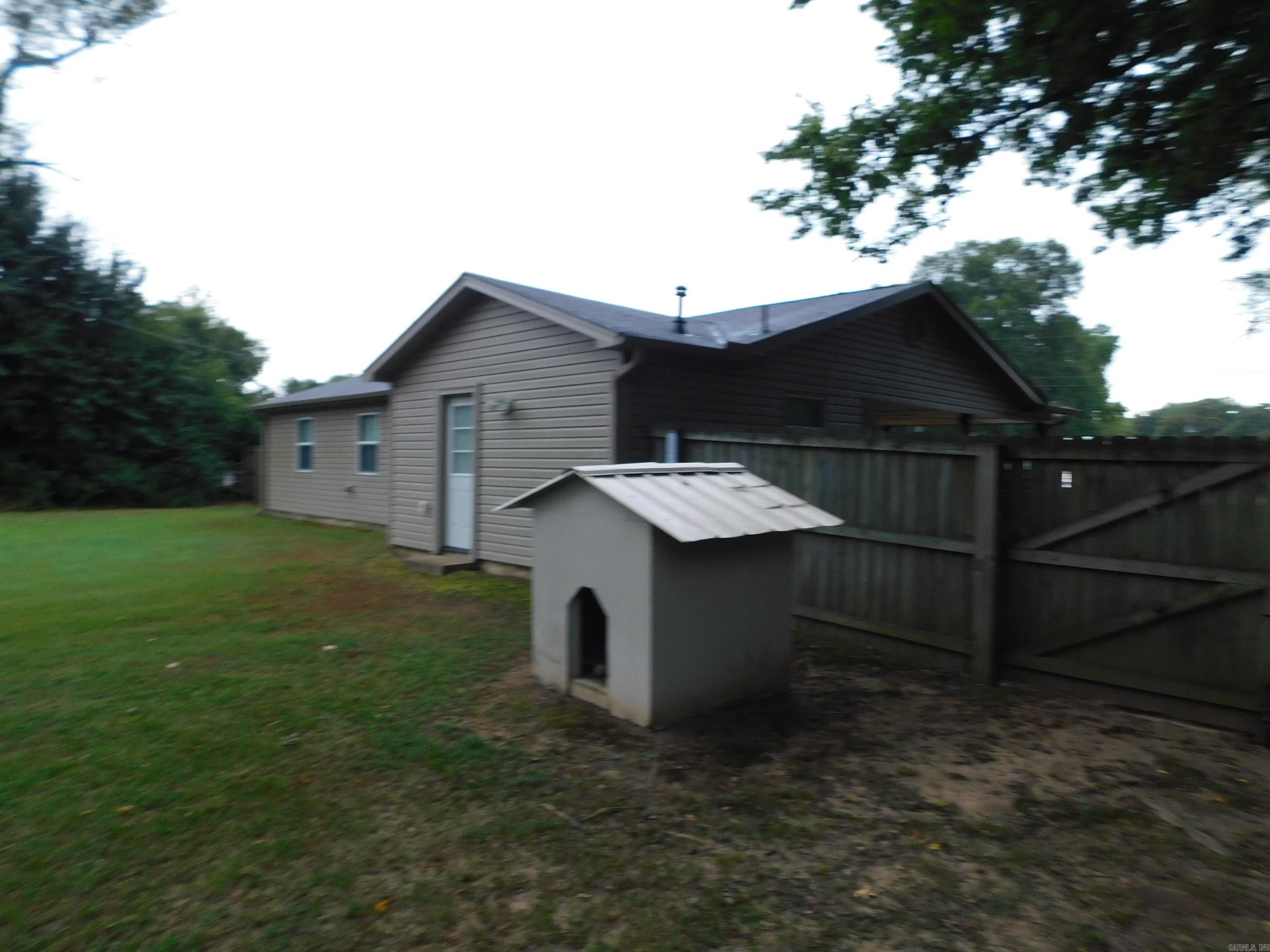 2702 Indian Hills Road