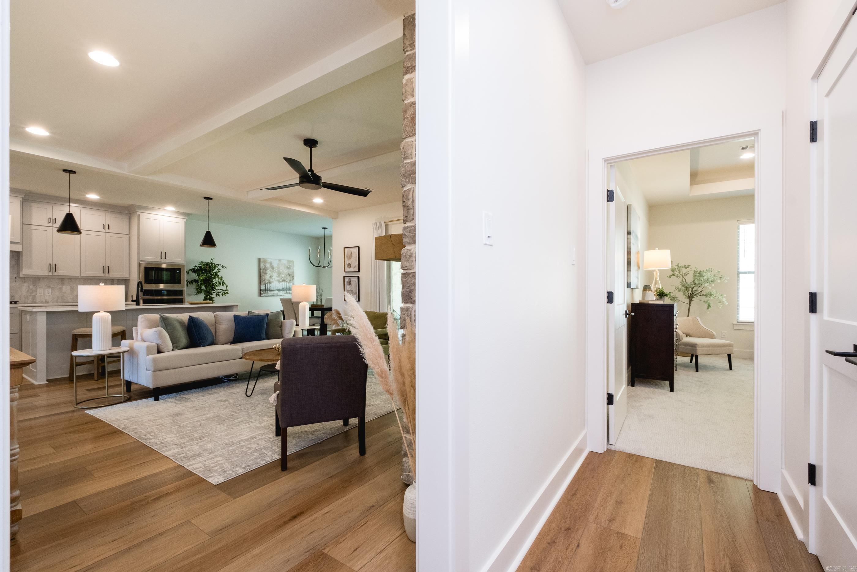 35 Belles Fleurs Circle