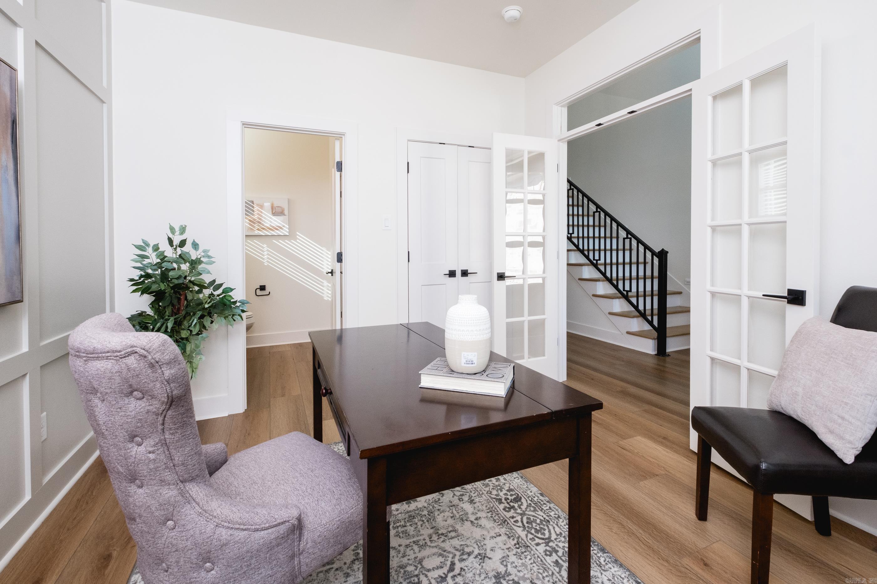 35 Belles Fleurs Circle