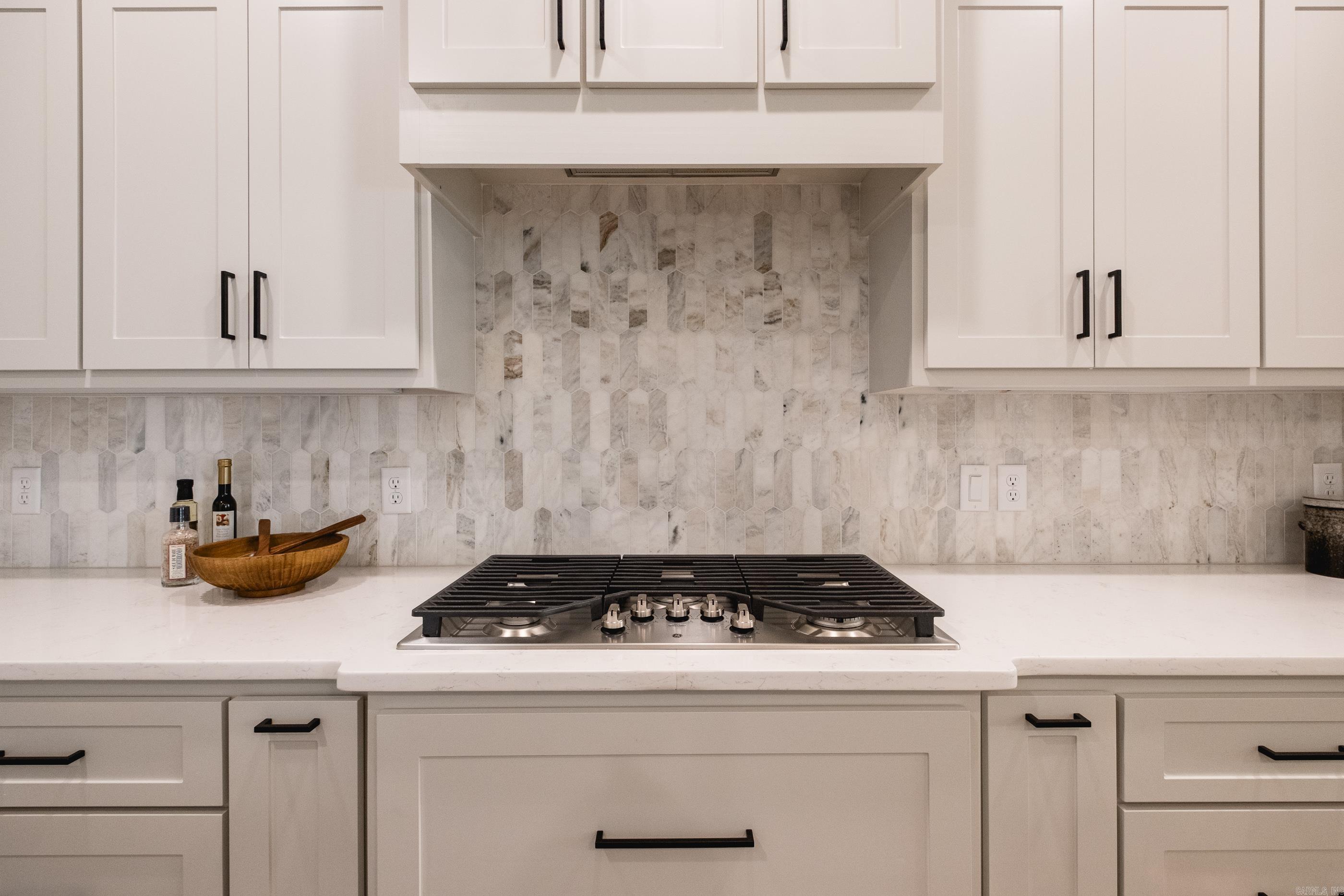 35 Belles Fleurs Circle