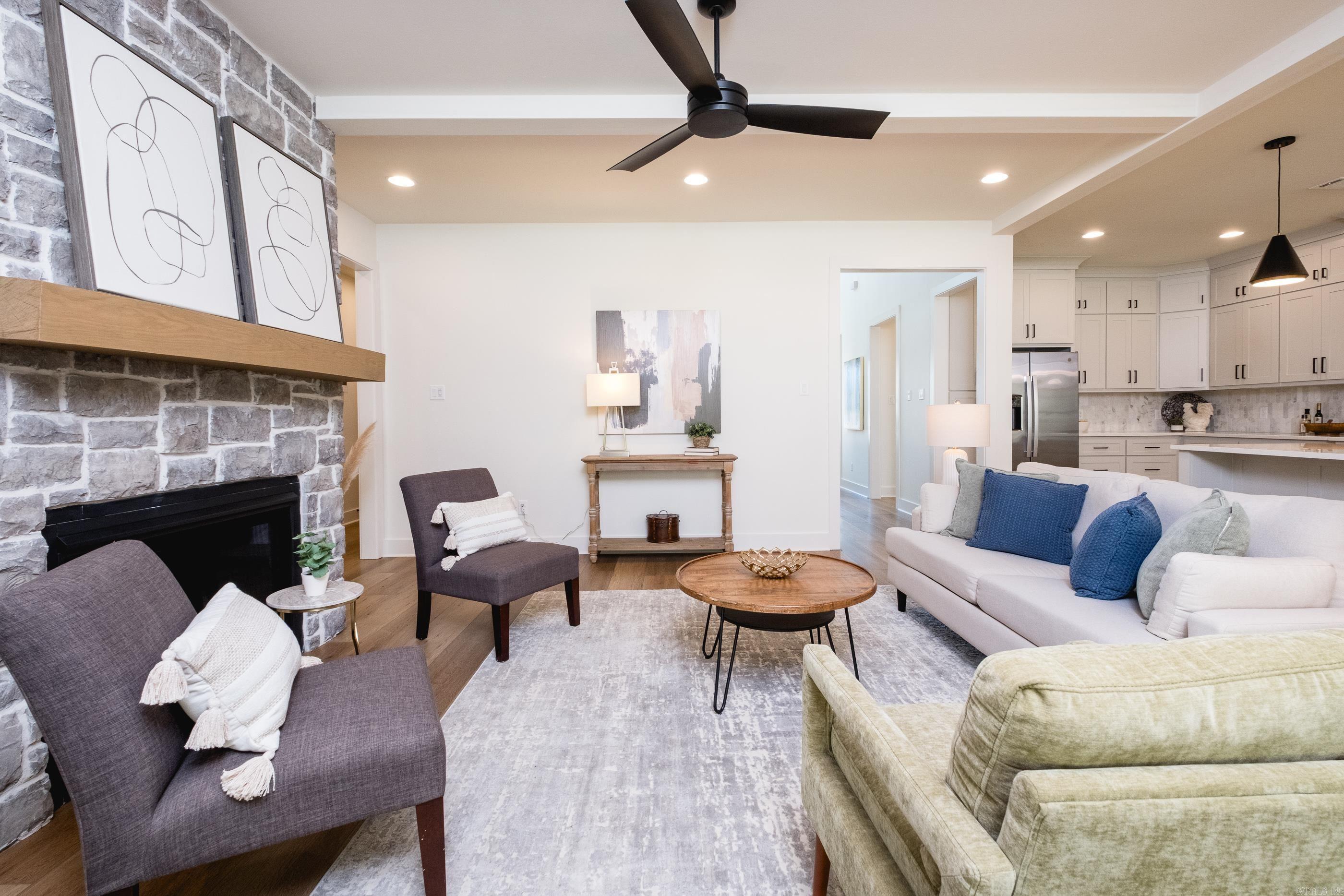 35 Belles Fleurs Circle