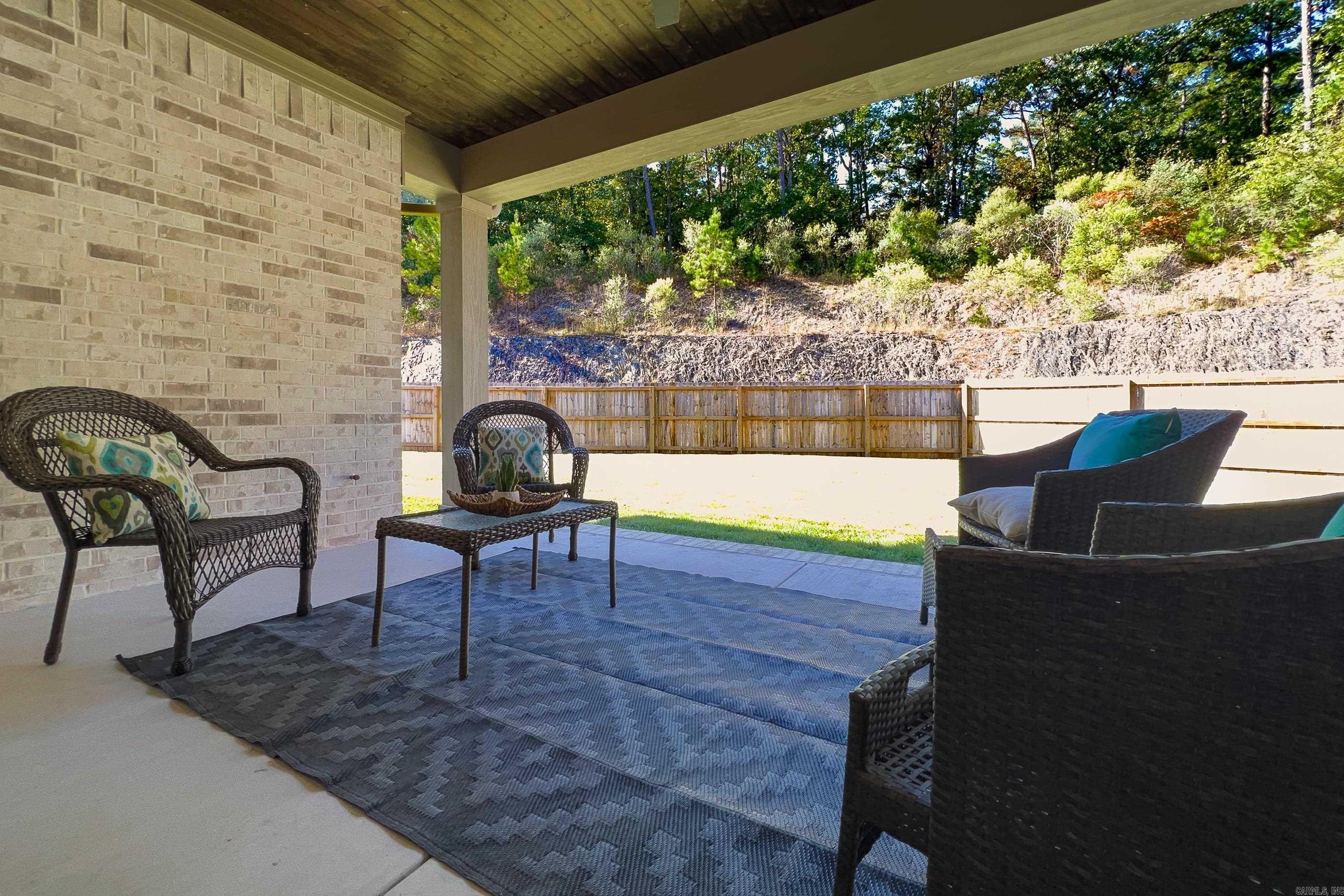 35 Belles Fleurs Circle