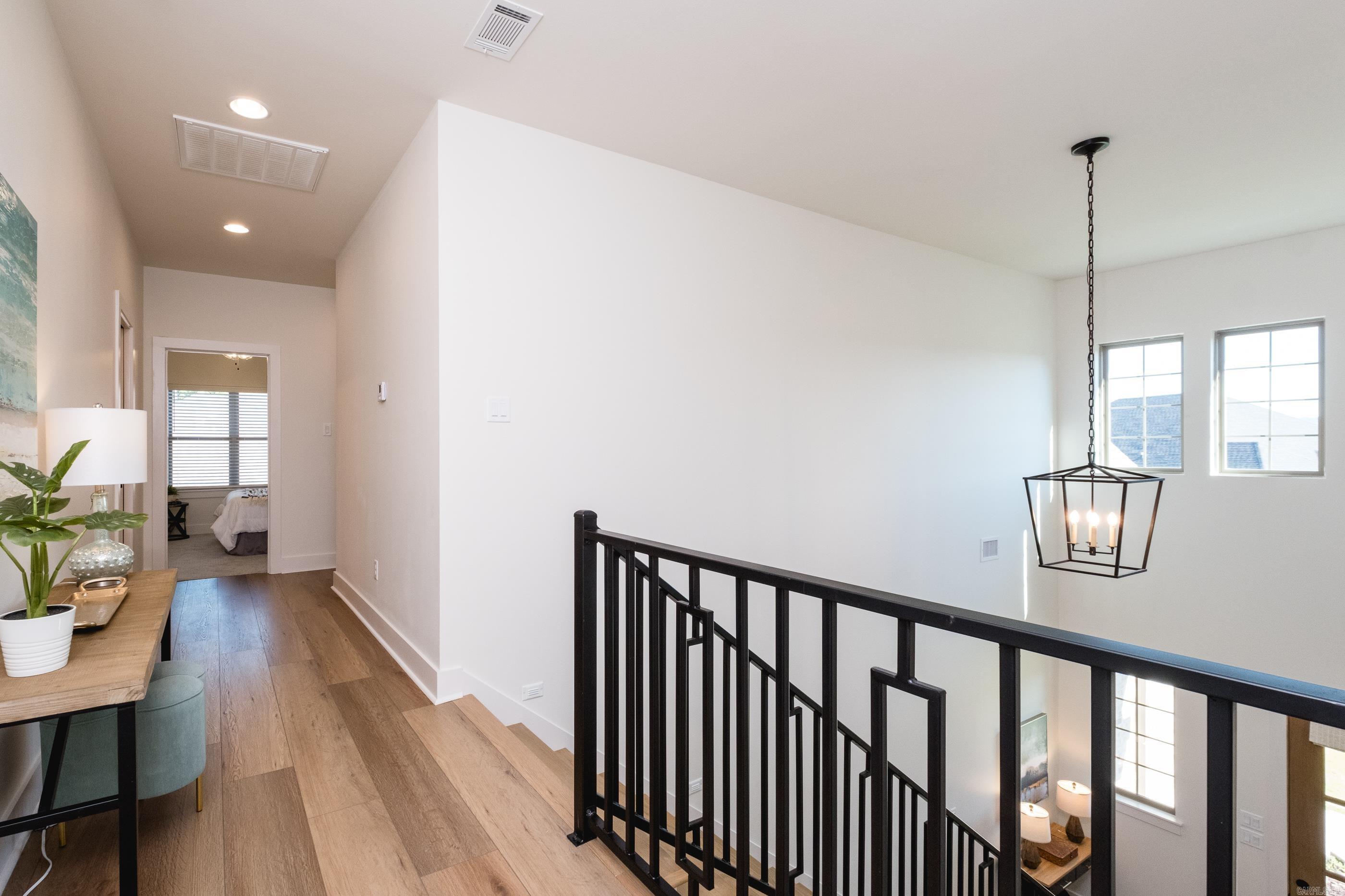 35 Belles Fleurs Circle