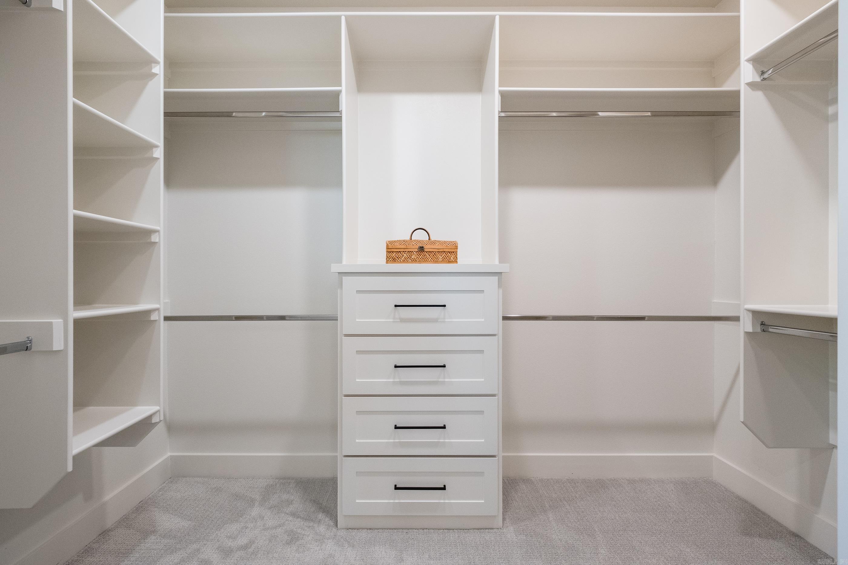 35 Belles Fleurs Circle