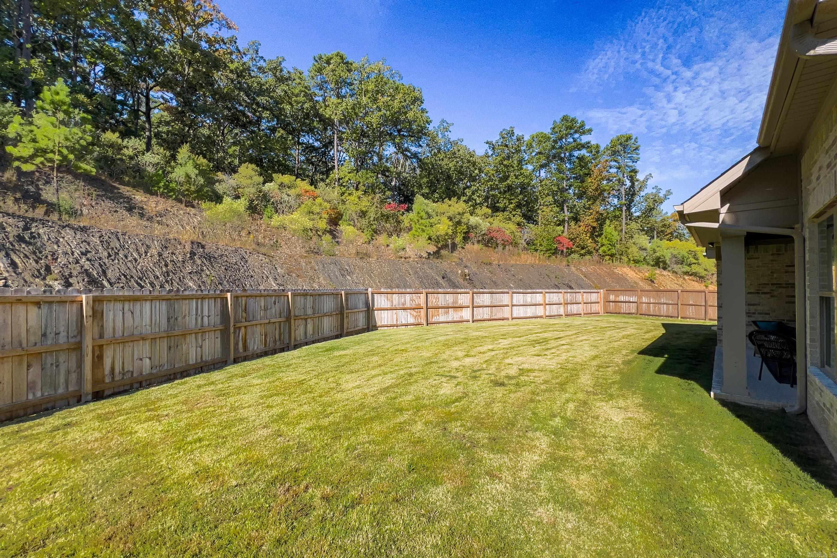 35 Belles Fleurs Circle