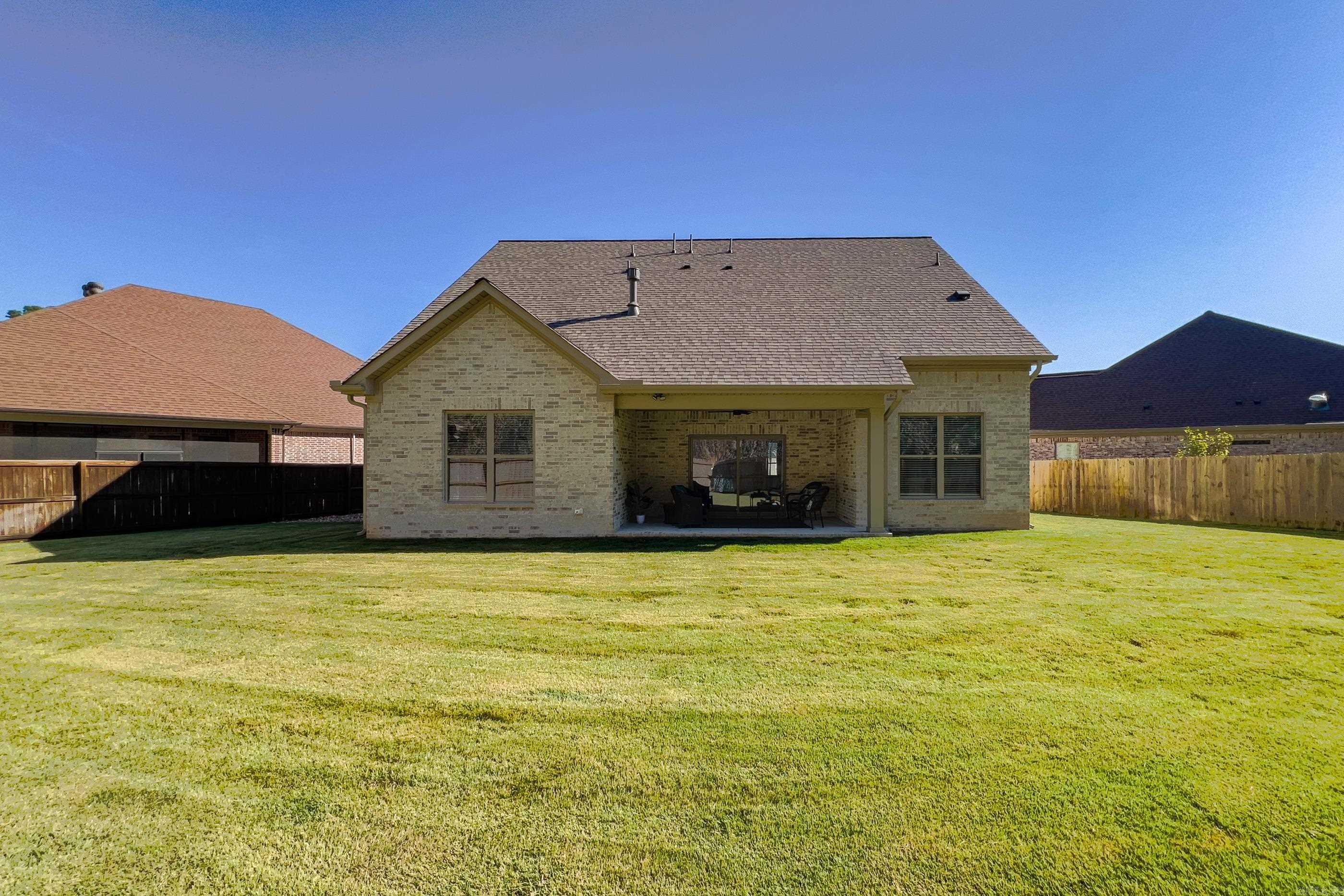 35 Belles Fleurs Circle