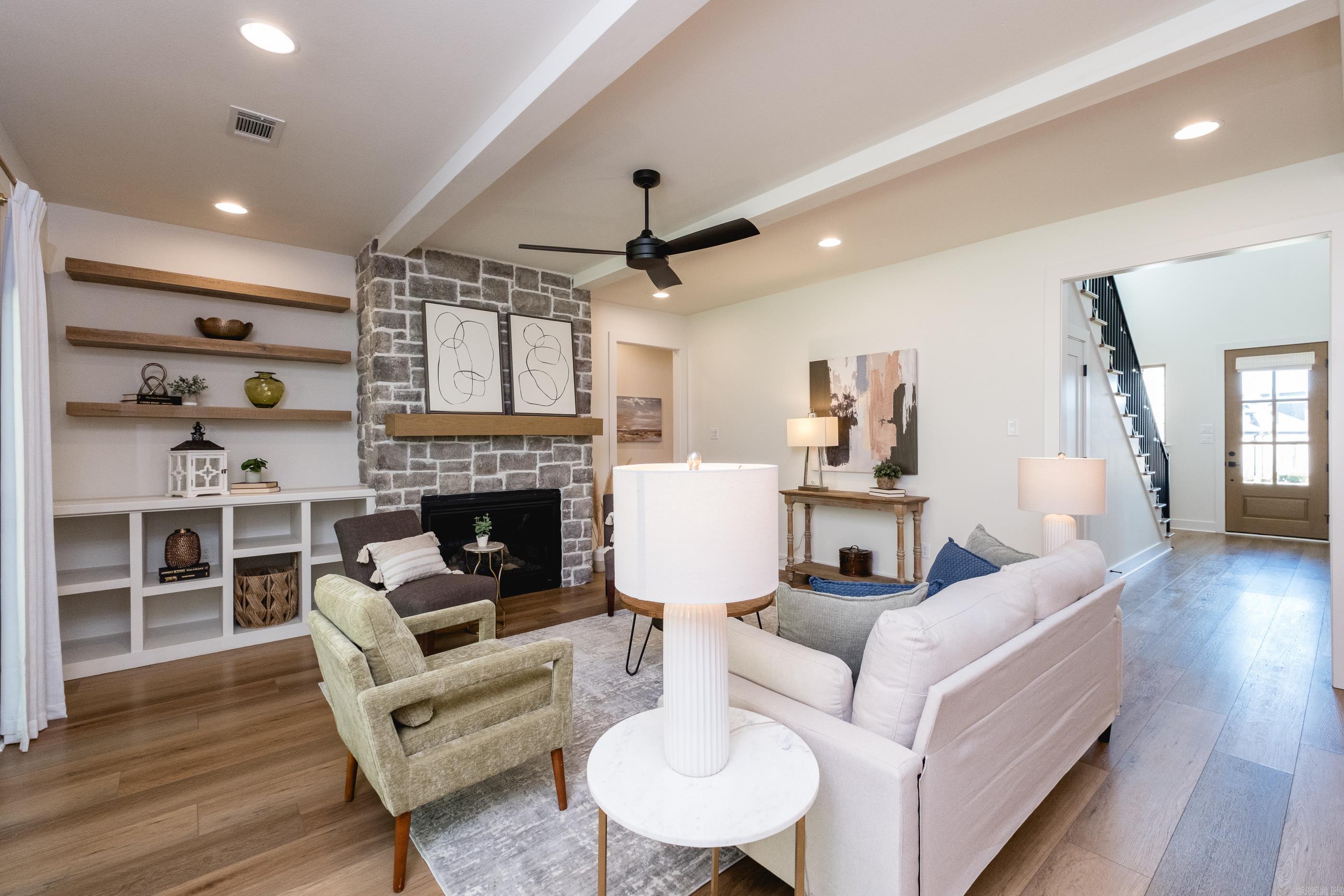 35 Belles Fleurs Circle