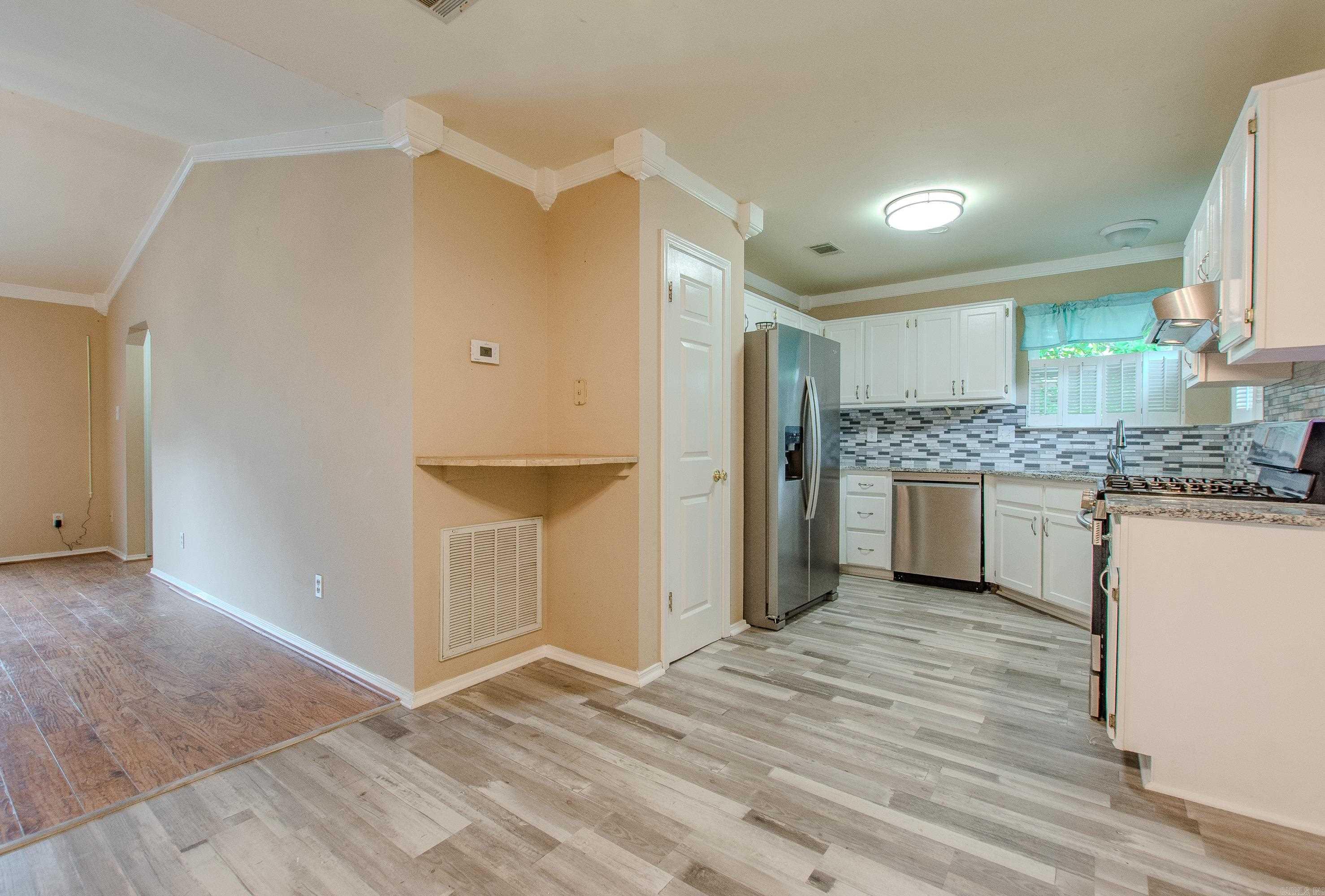 16 Hickory Ridge Drive