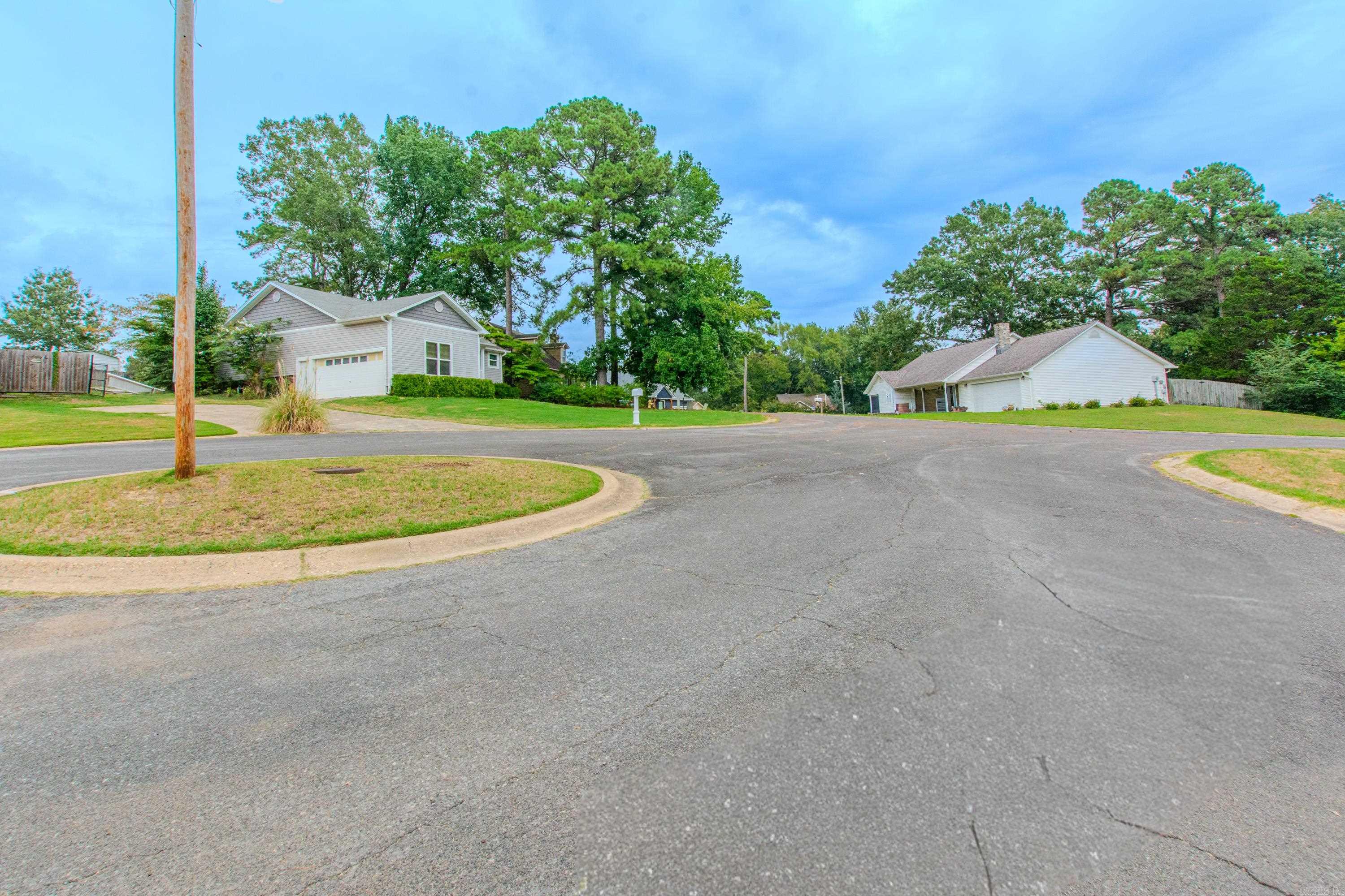 16 Hickory Ridge Drive