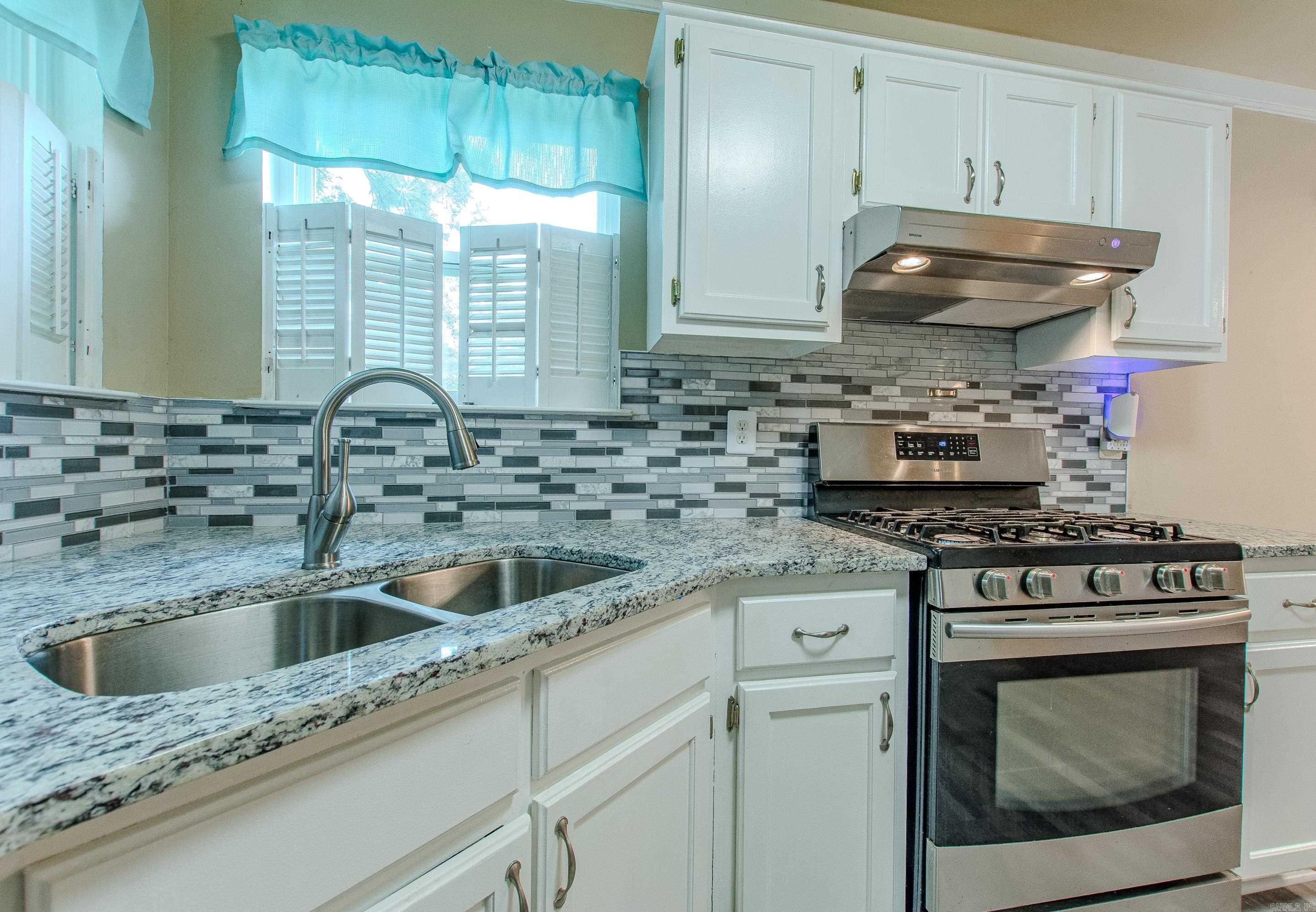 16 Hickory Ridge Drive