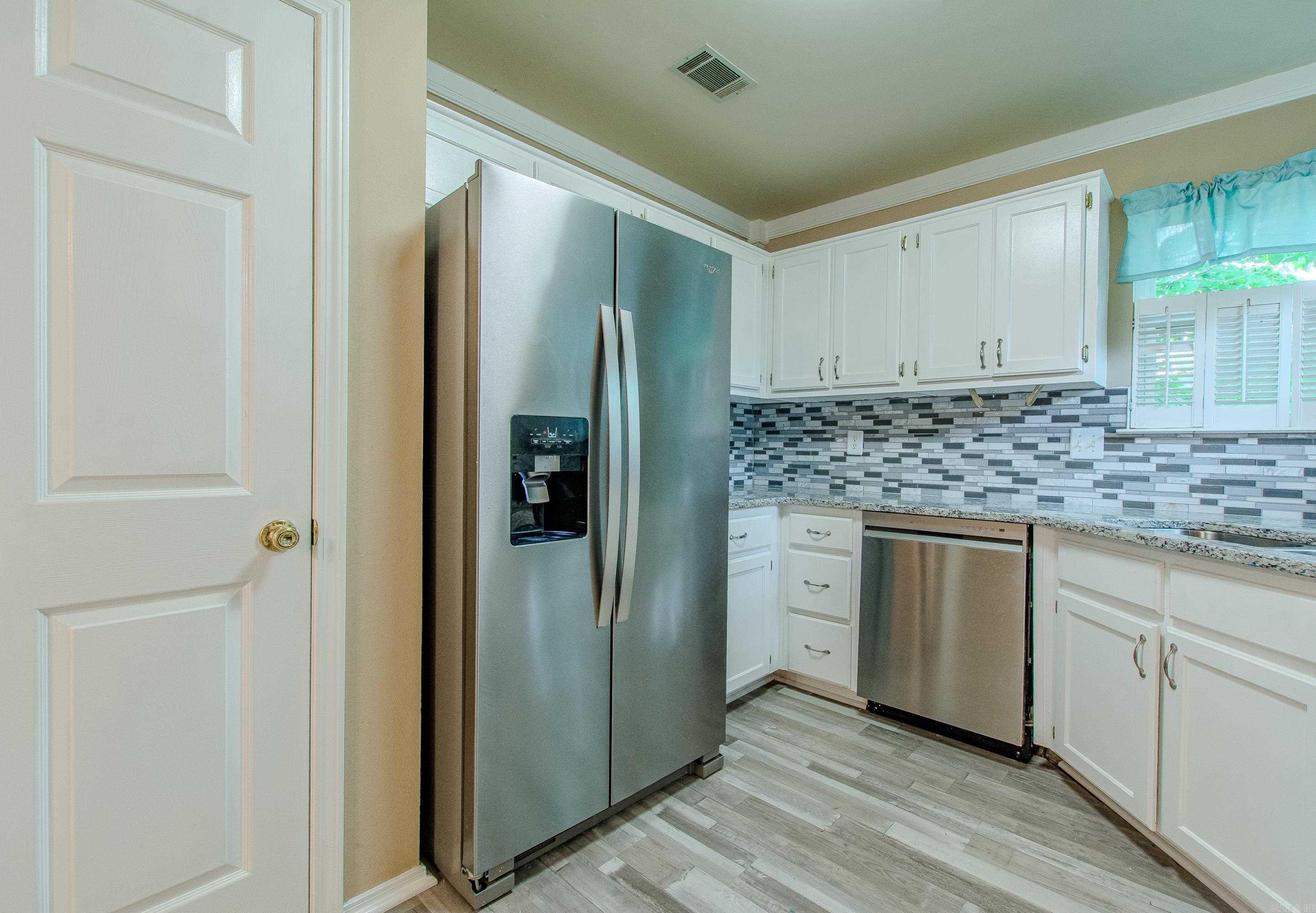16 Hickory Ridge Drive