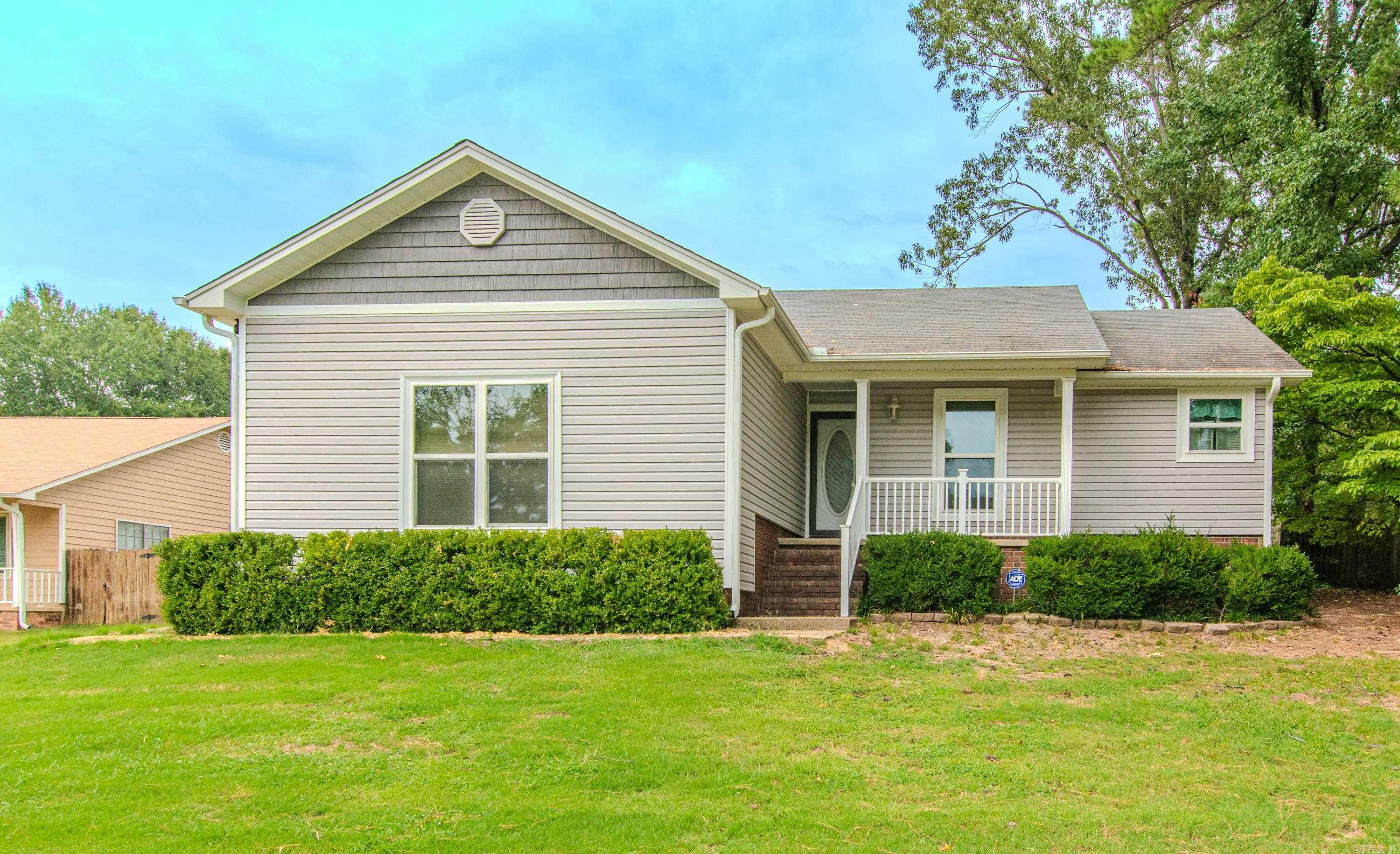 16 Hickory Ridge Drive