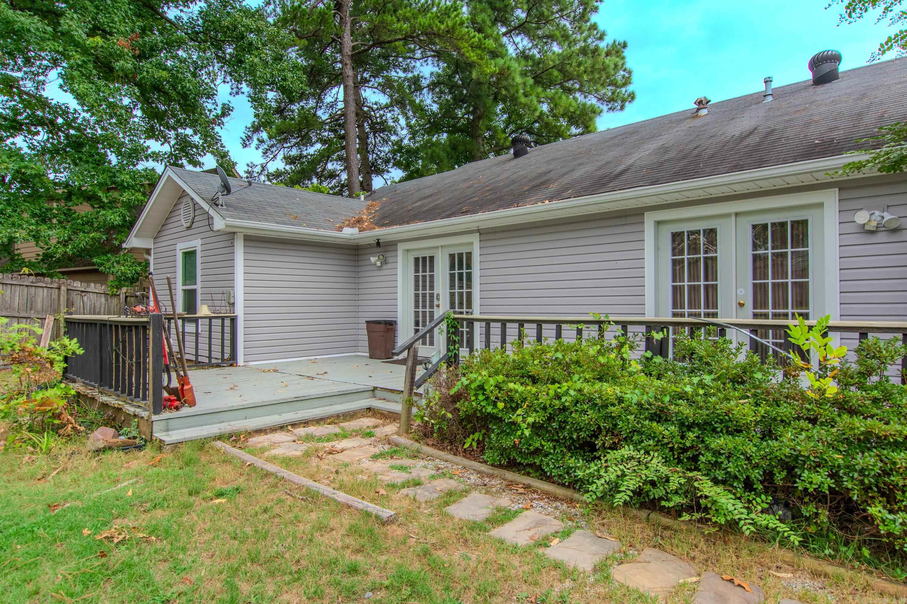 16 Hickory Ridge Drive