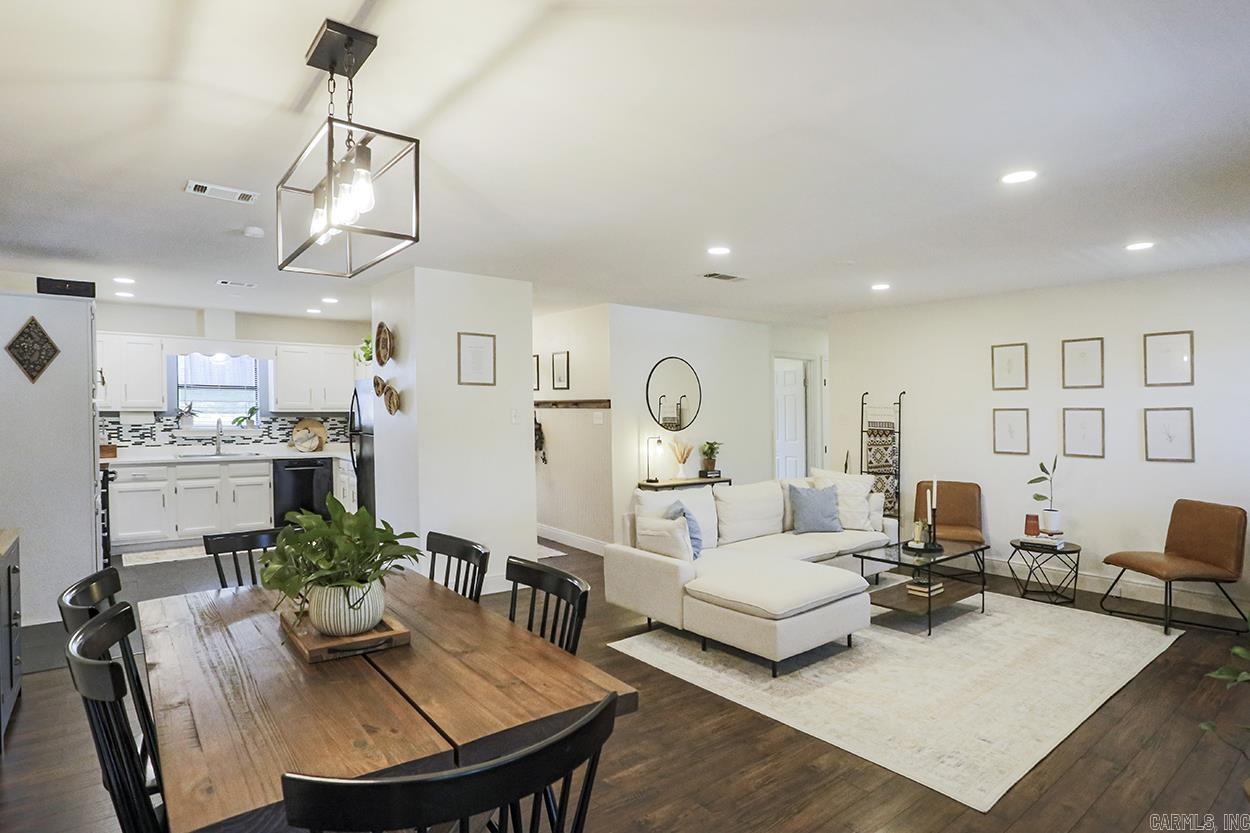 117 Raywood Drive