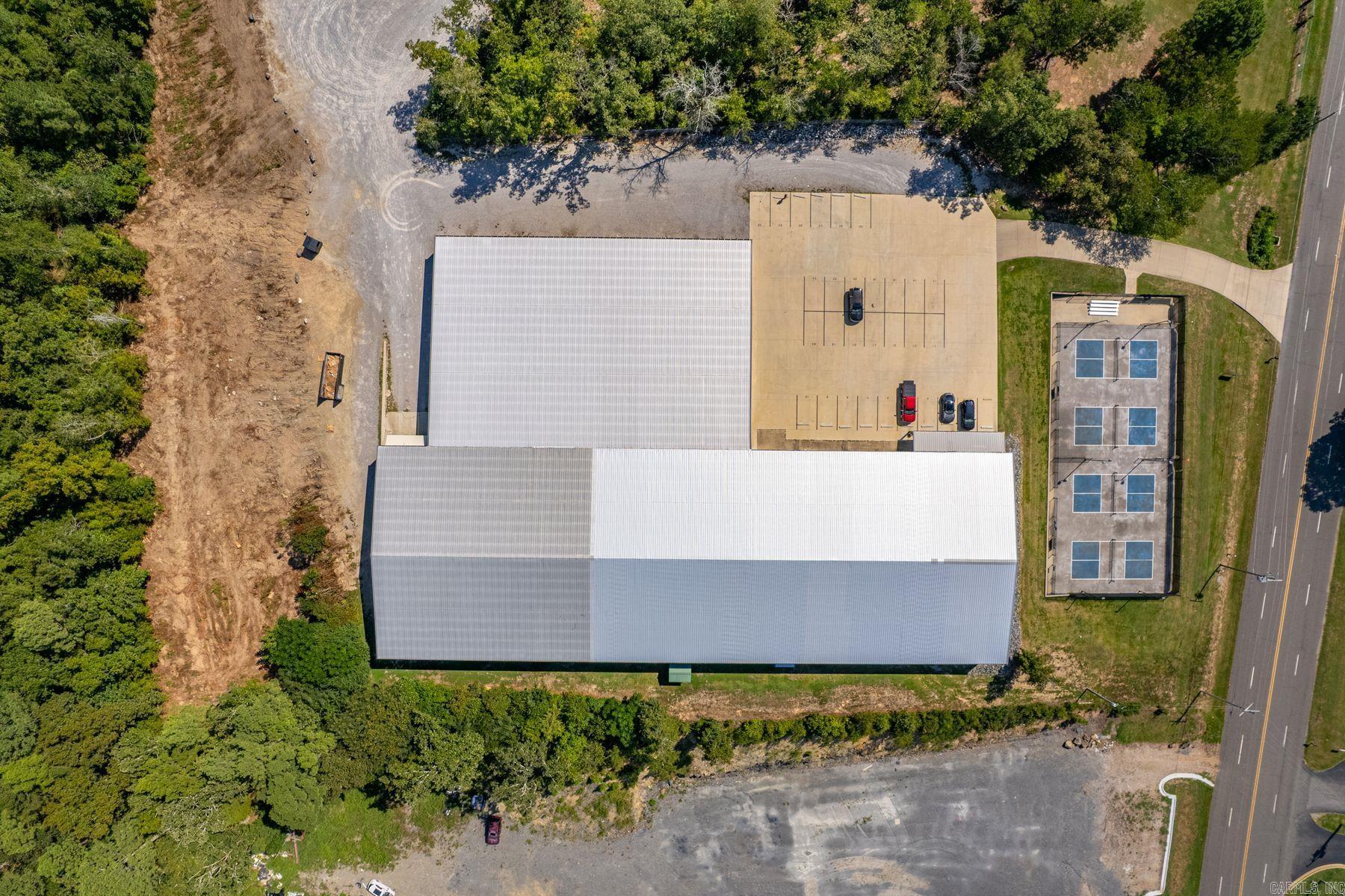 736 Mid America Boulevard