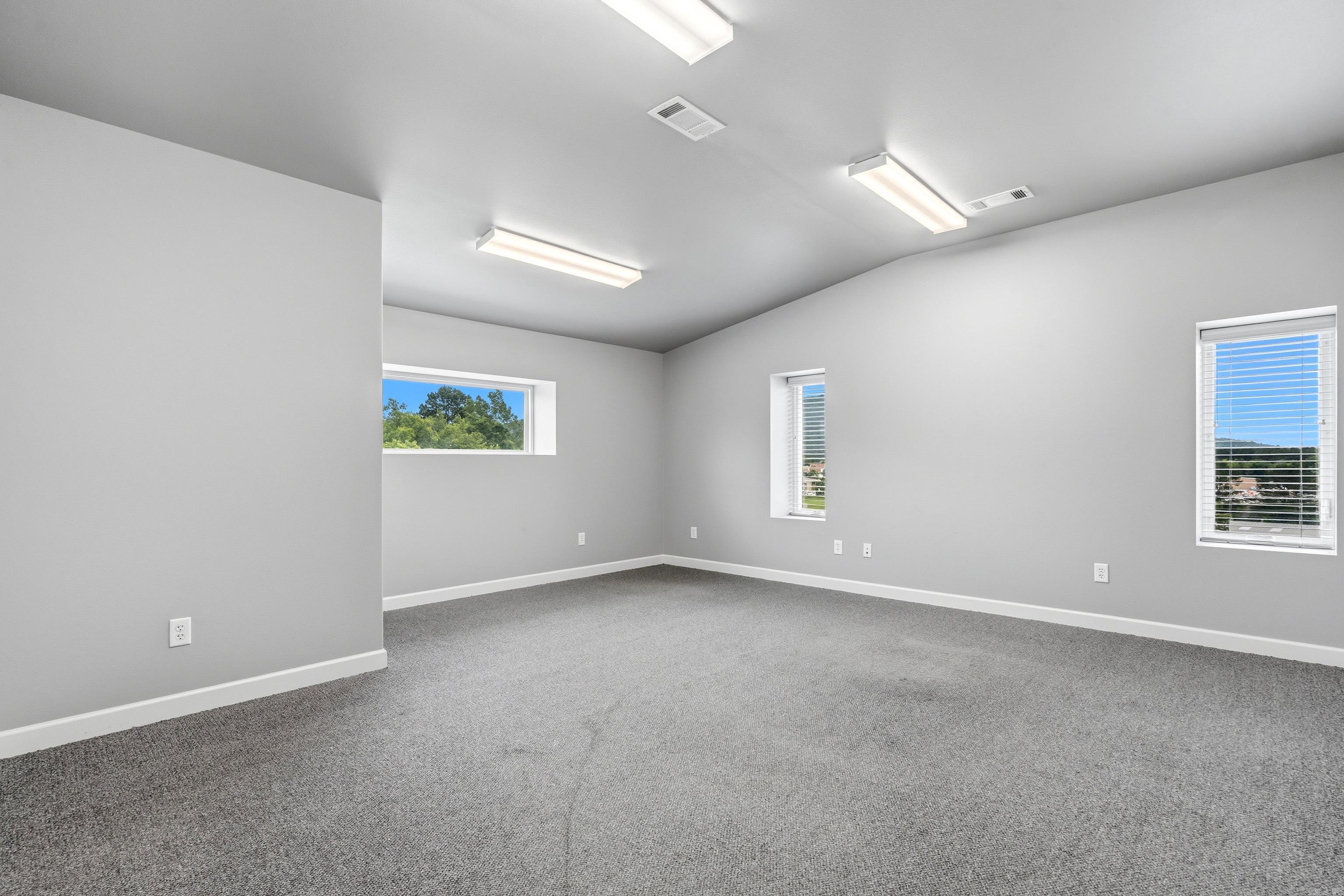 736 Mid America Boulevard