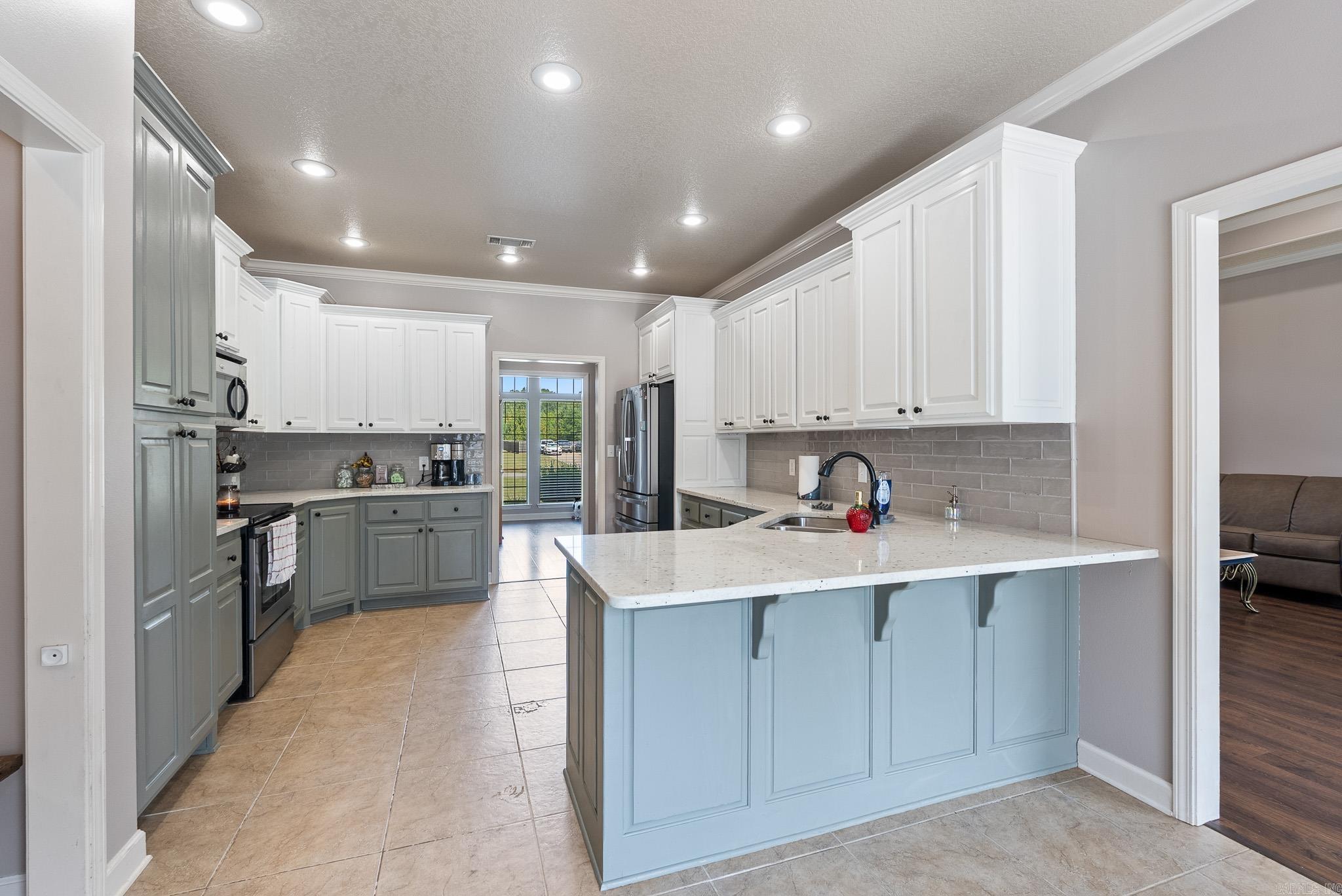 9 Pearson Ridge Road