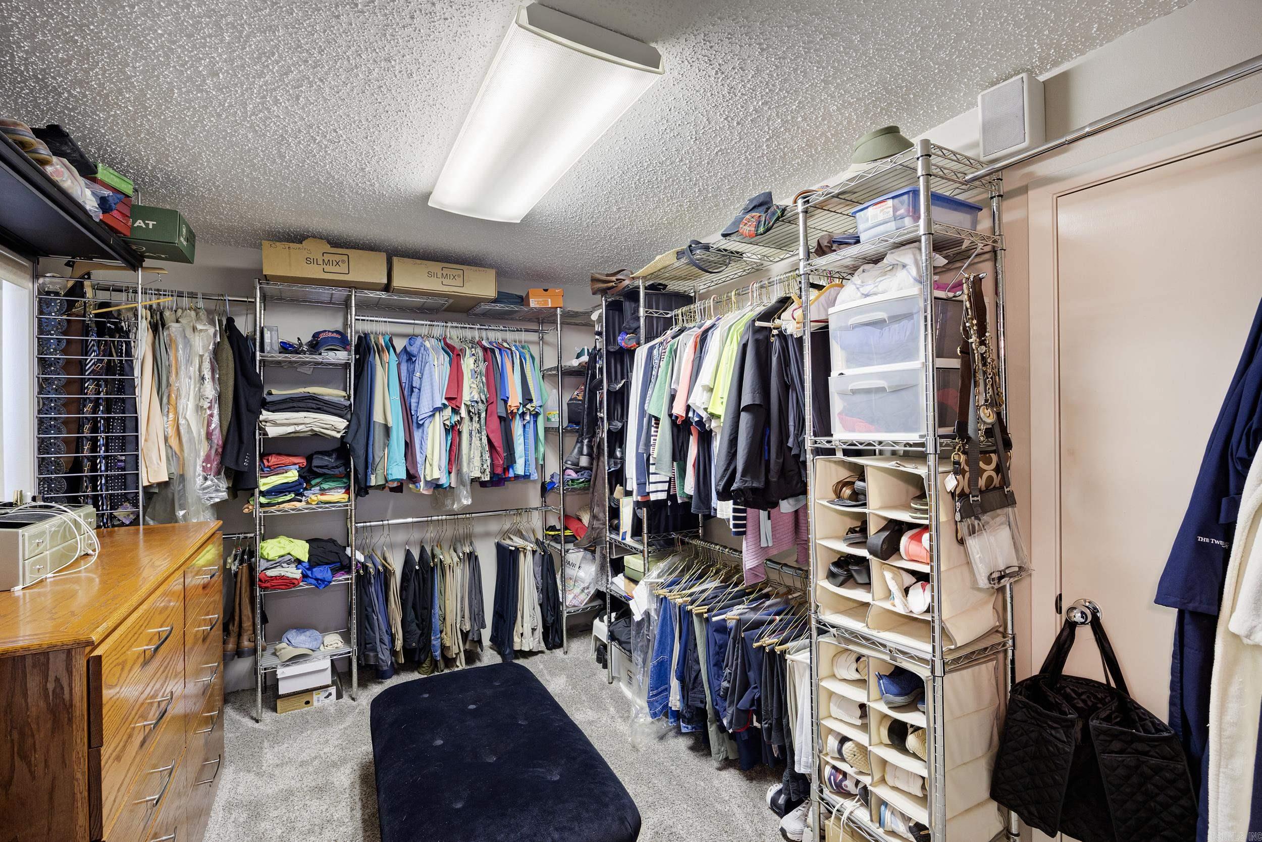 695 Private Road 1715
