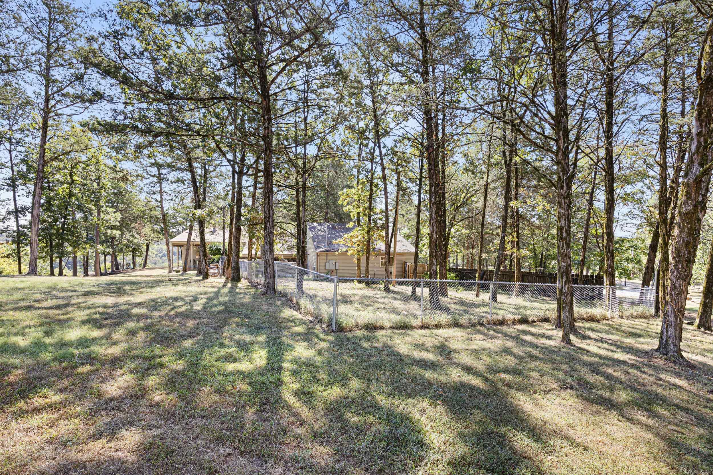 695 Private Road 1715