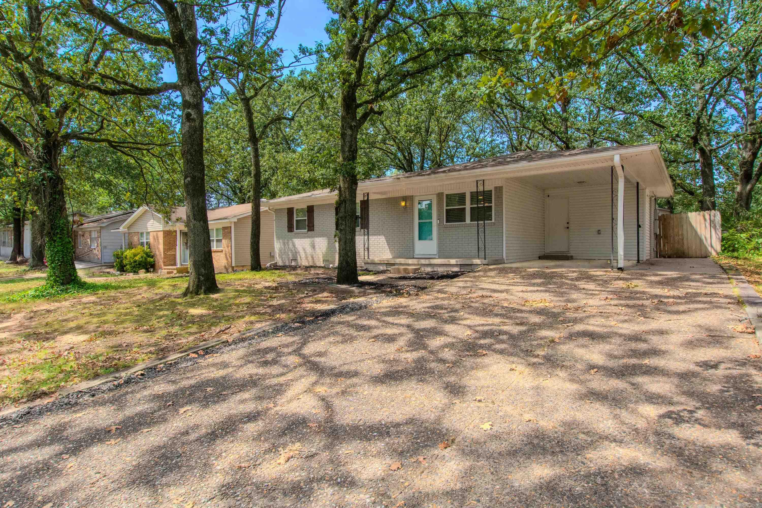 9011 Merrymen Rd