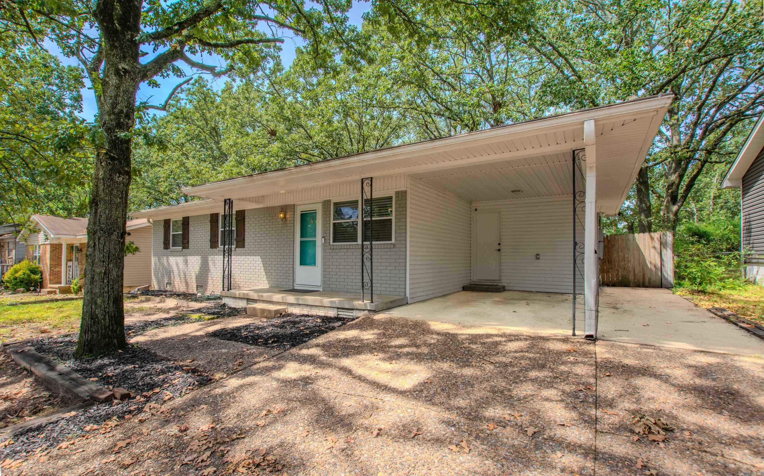 9011 Merrymen Rd