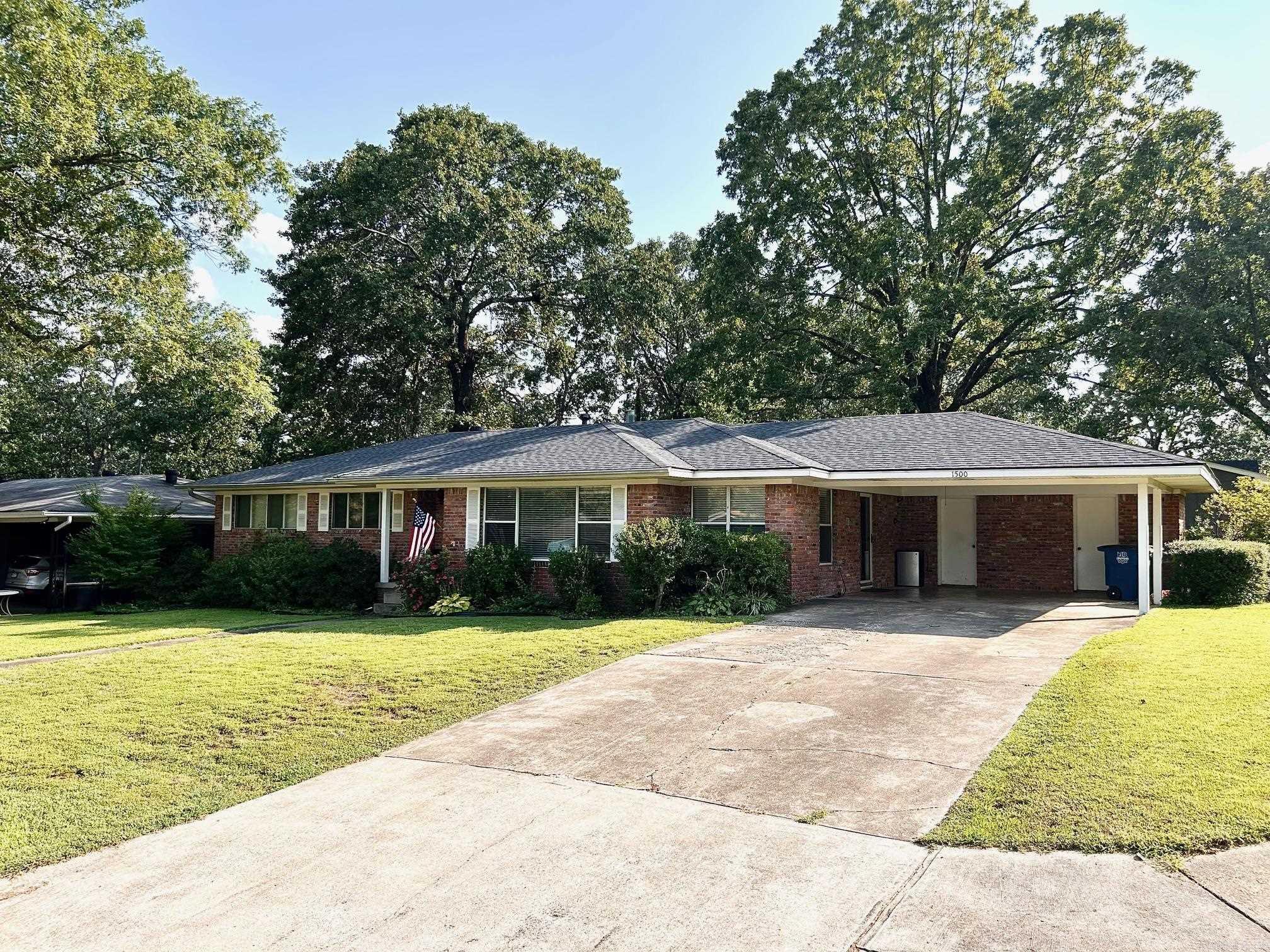 1500 Crestwood Road