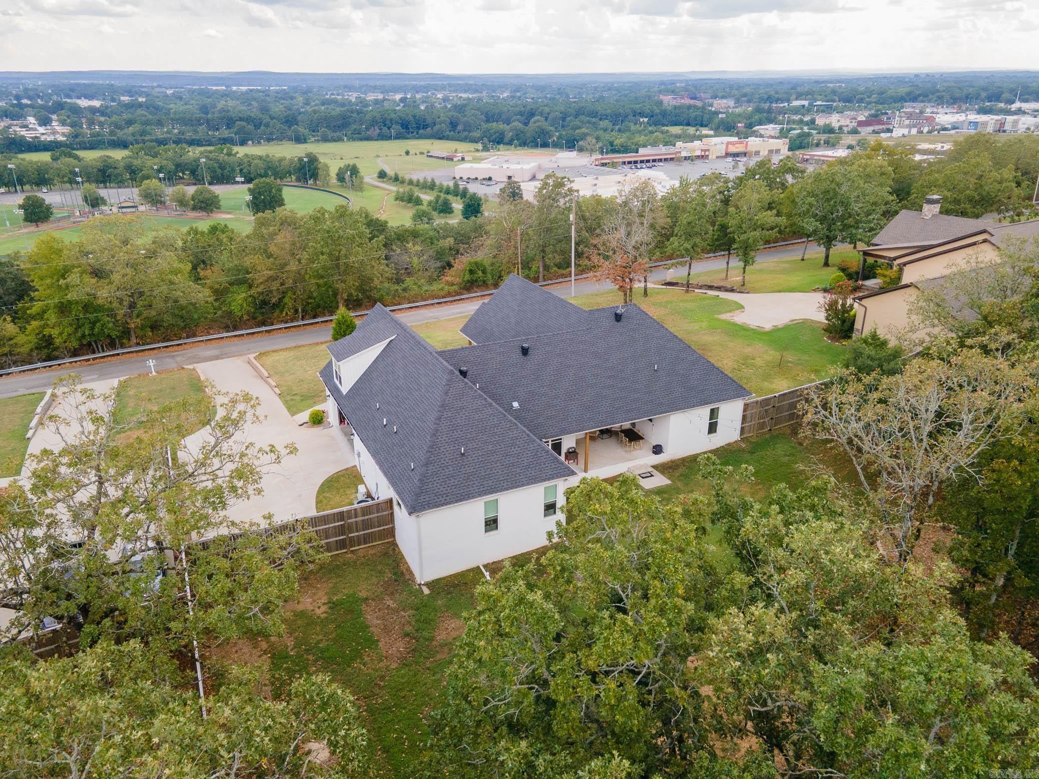 220 E Grandview Heights Drive